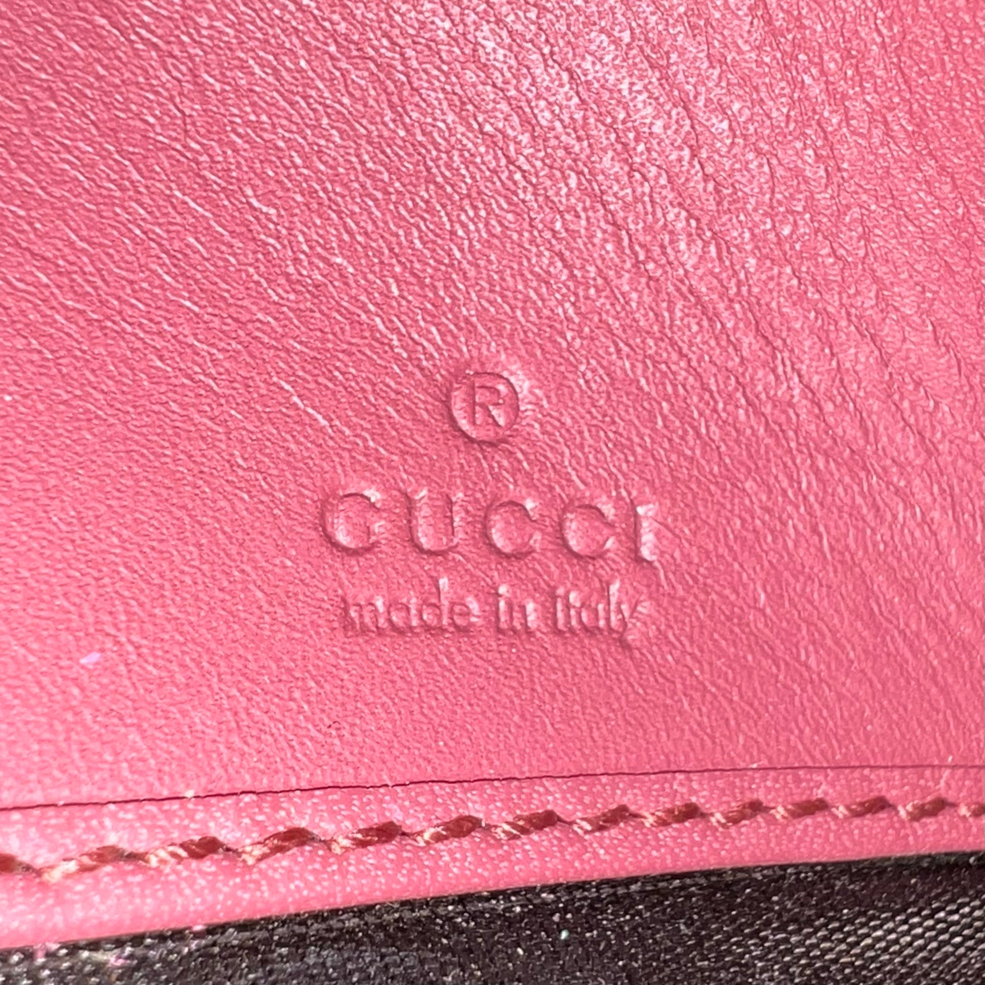 Gucci GG Supreme Monogram Blooms Continental Wallet W22615