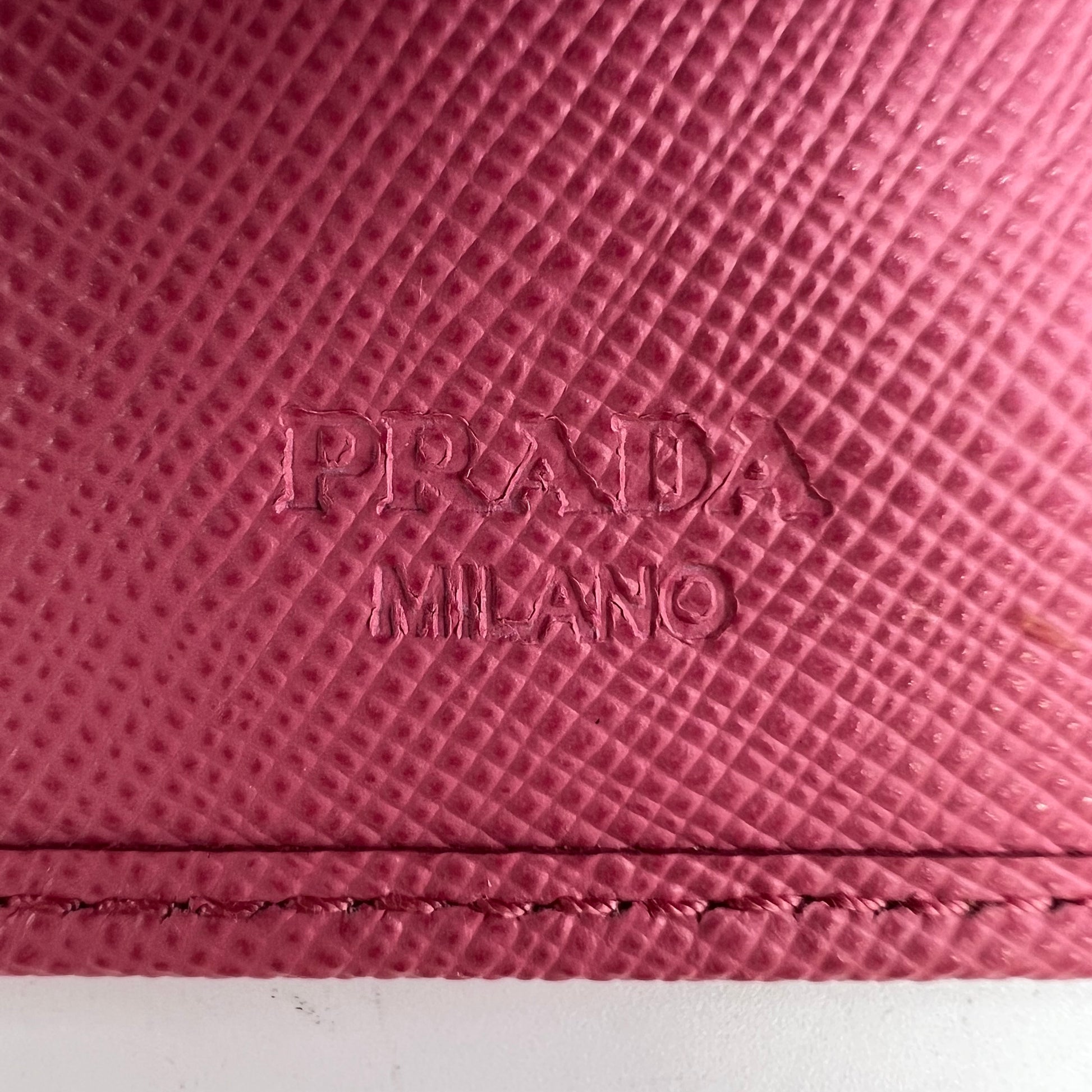 Saffiano Metal Small Compact Wallet Peonia Begonia W22631