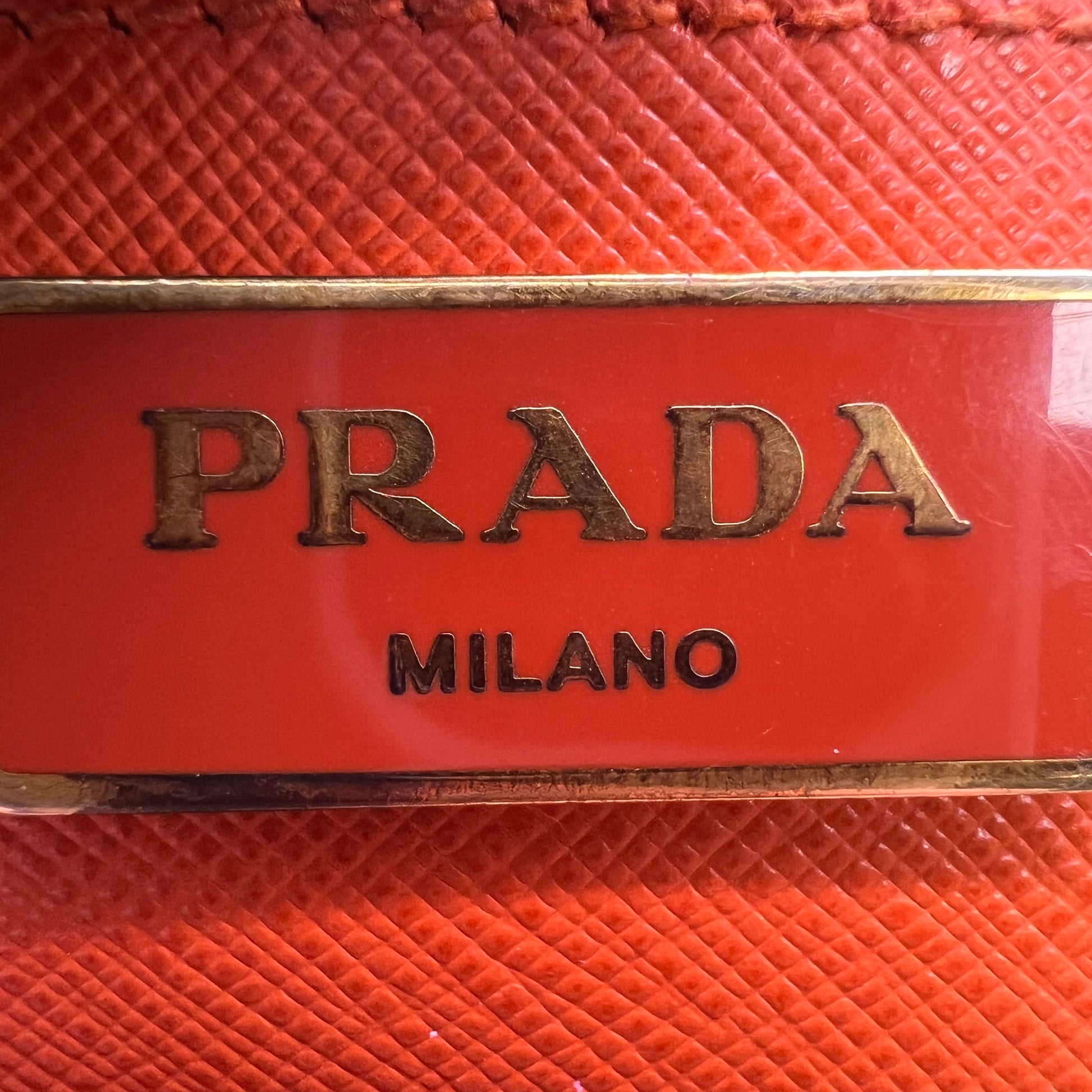Prada Galleria Medium Saffiano Leather Bag B23053