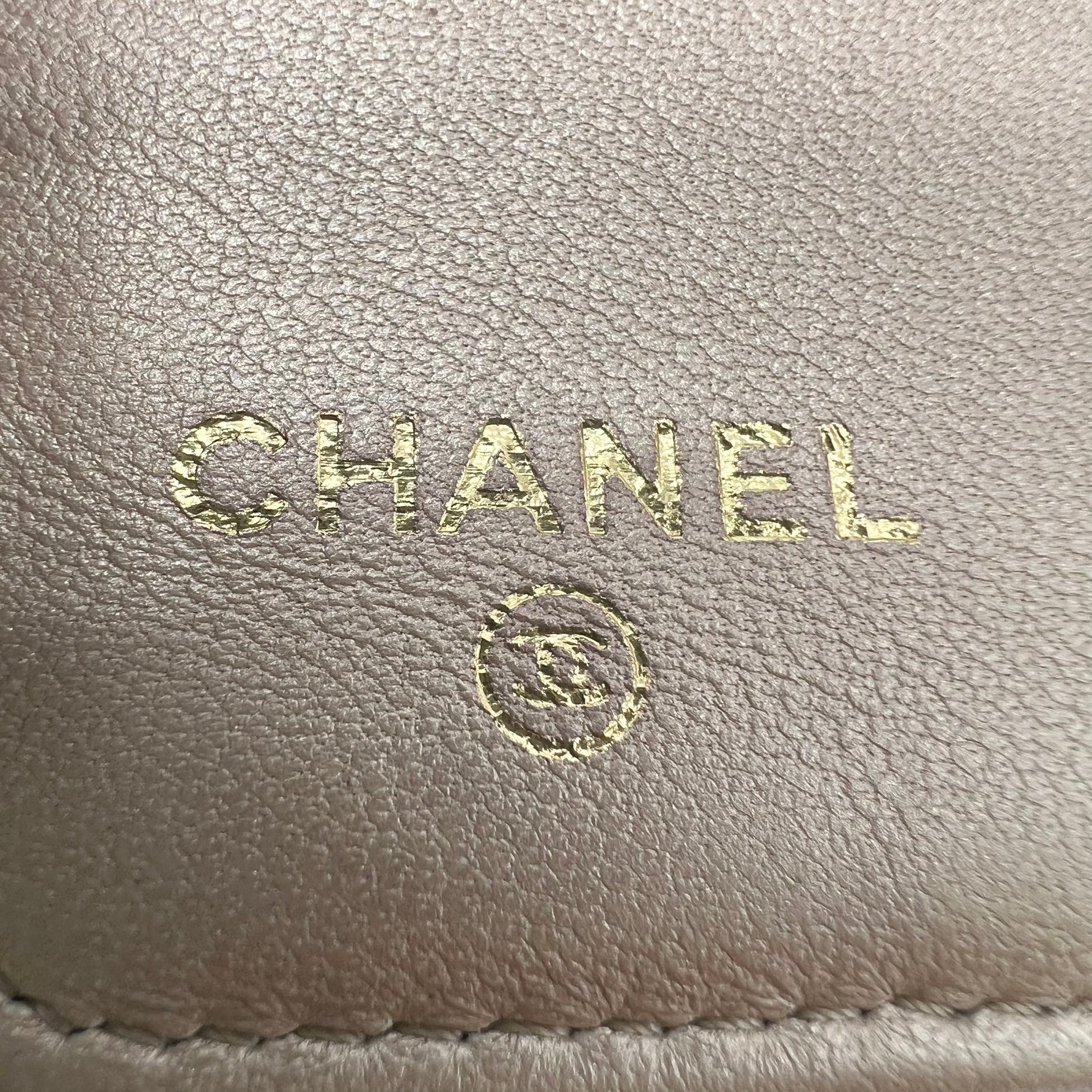 Chanel Camellia Embossed Lambskin Medium Agenda Cover W22543