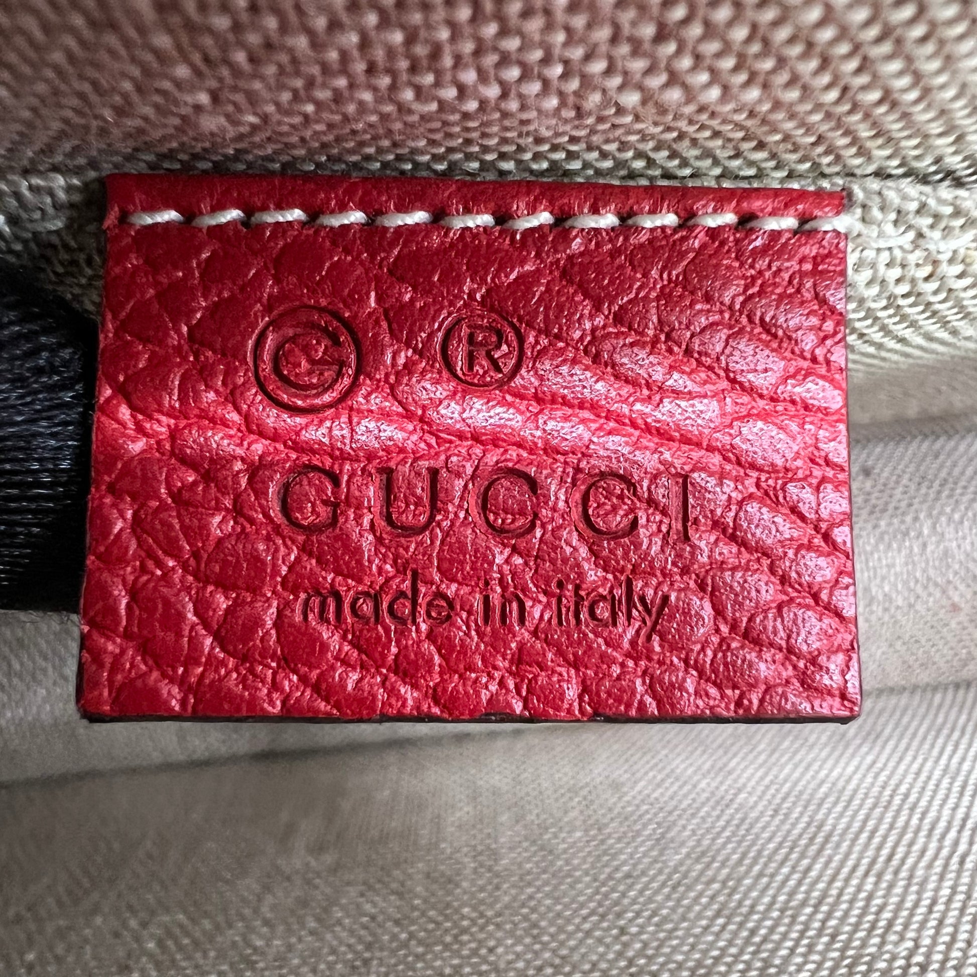 Gucci Dollar Calfskin Small Interlocking G Top Handle Bag B23382