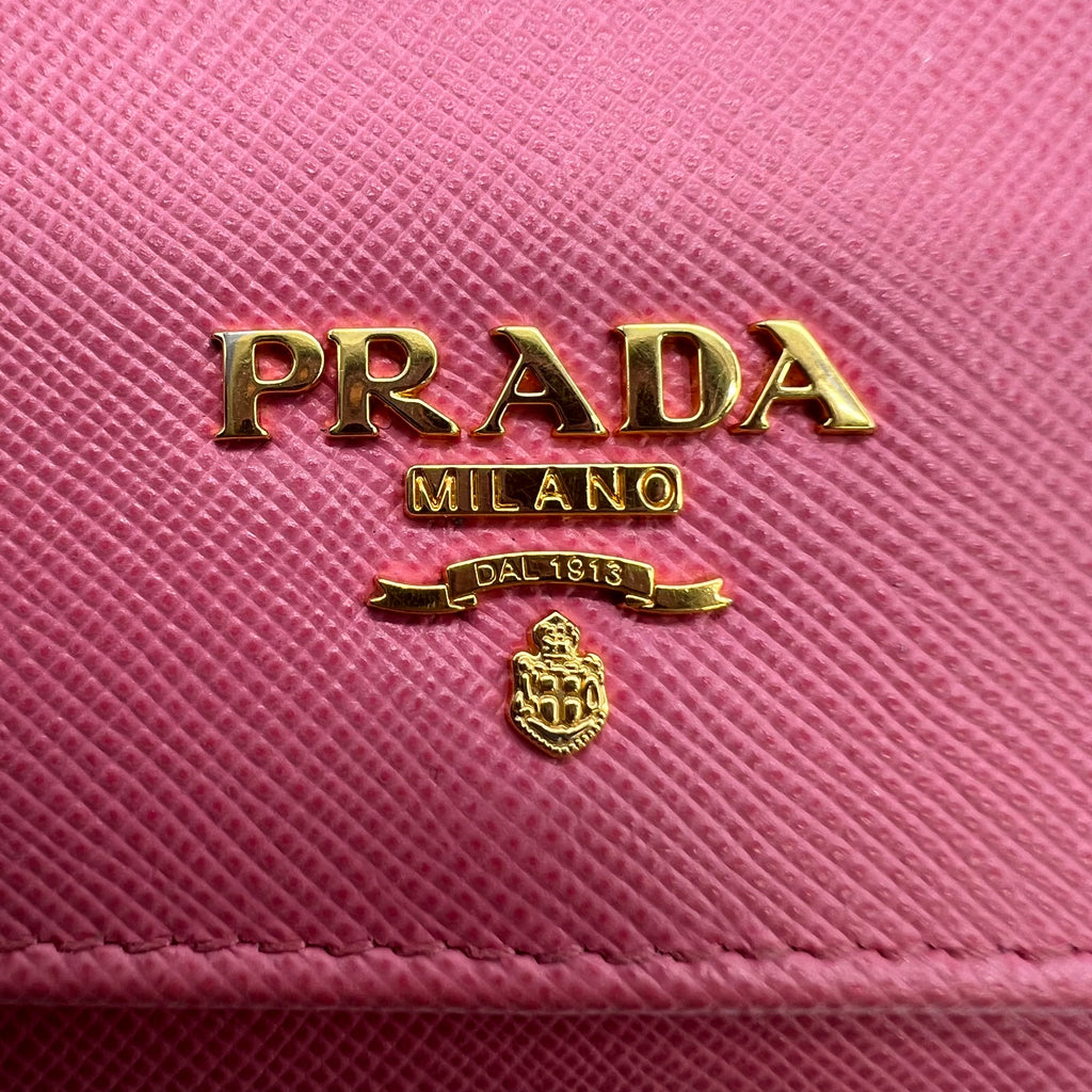 Peonia Saffiano Metal Leather Continental Wallet W22711