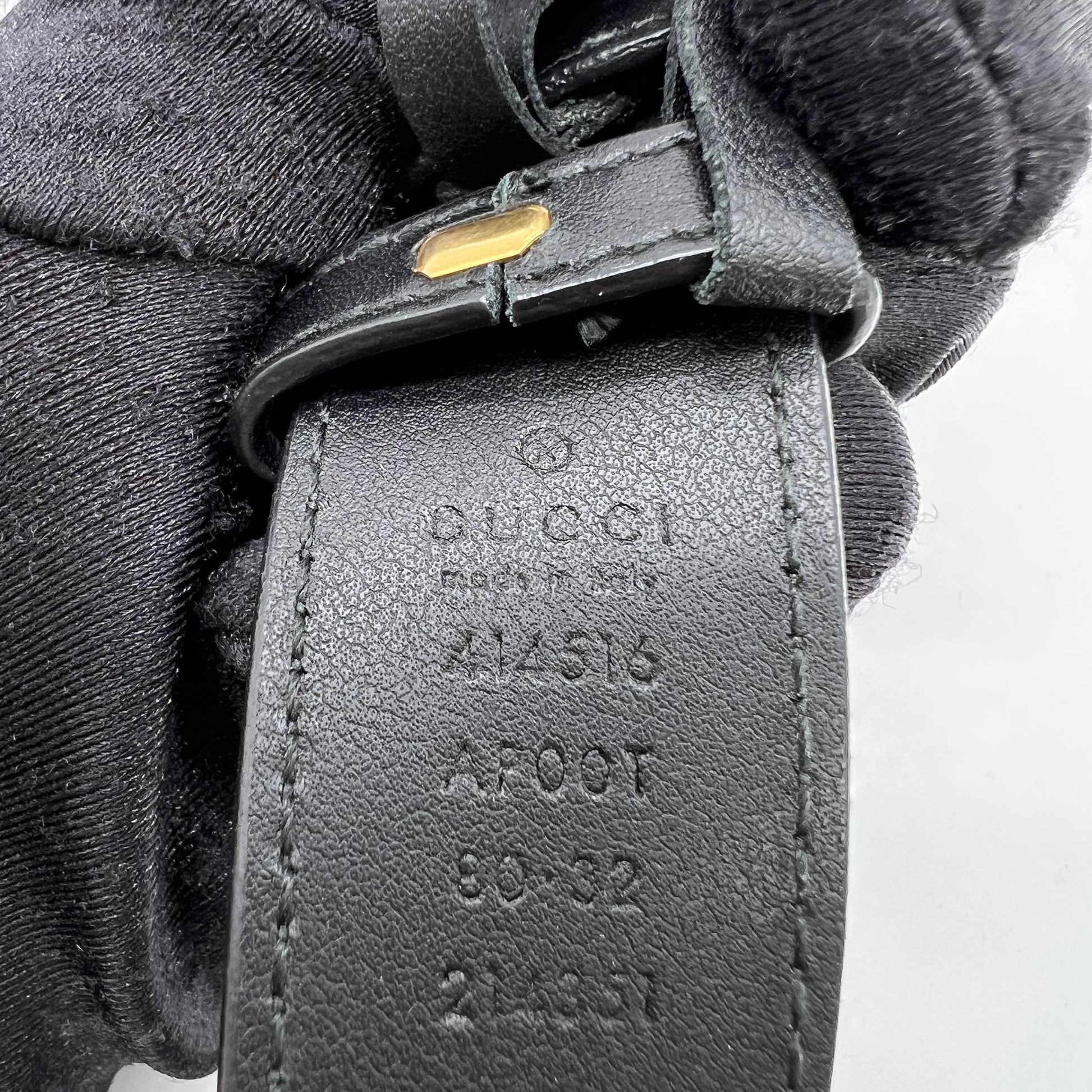 Gucci Leather Belt with Double G Buckle W22736