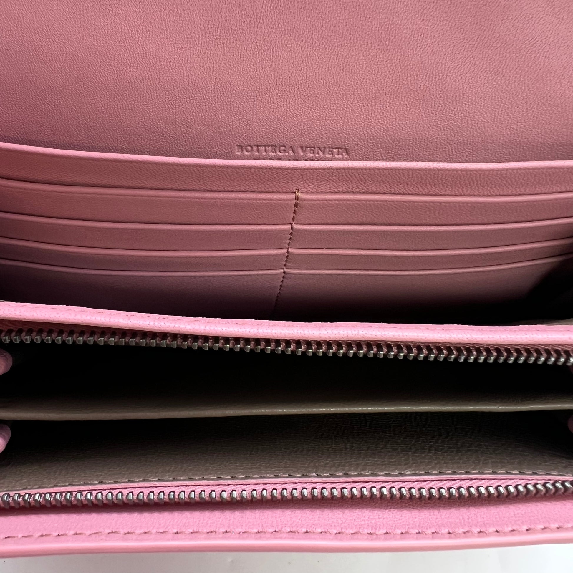 Preloved Intrecciato Wallet Pink Leather Wo W22613