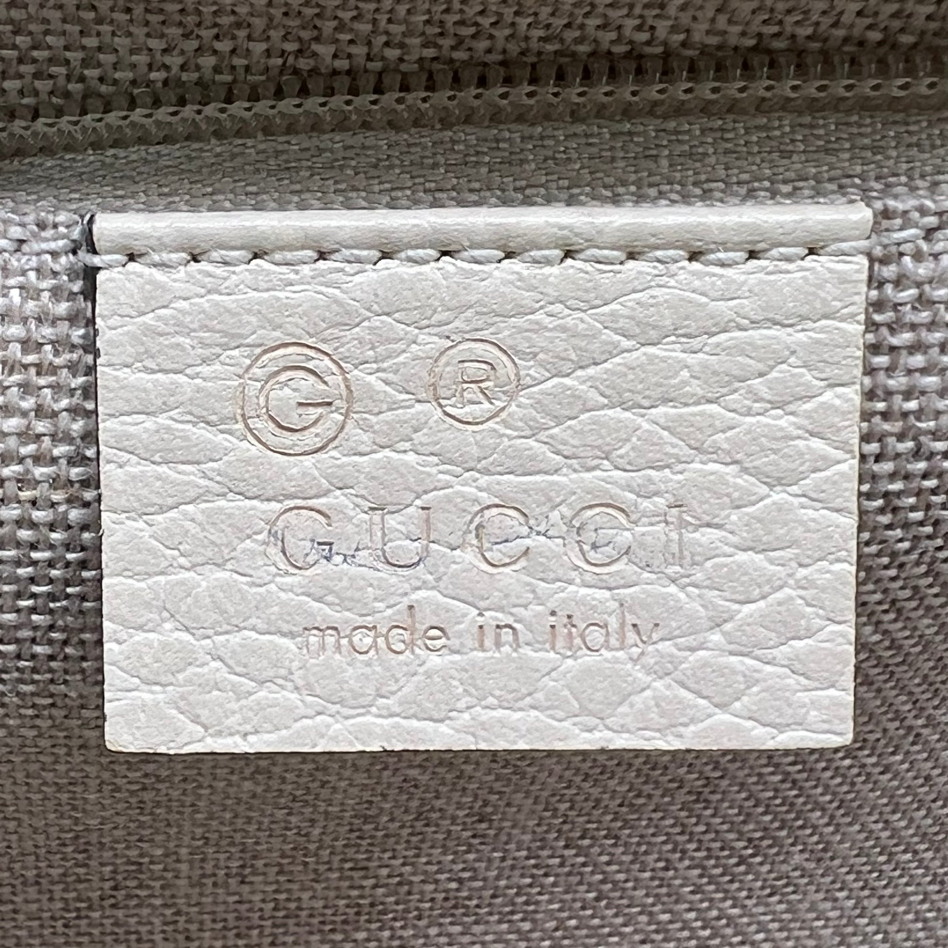 Gucci Medium Dollar Calfskin Interlocking G Chain Flap Bag B23601