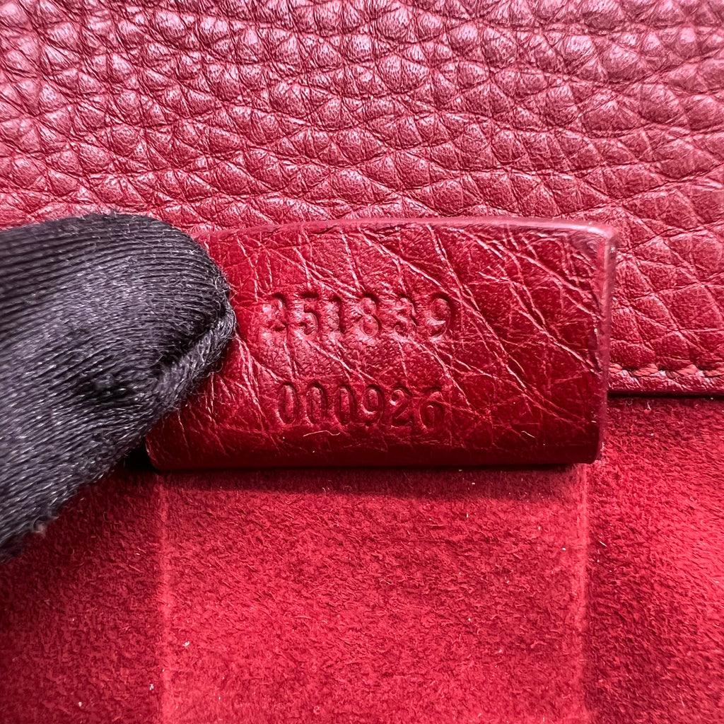 Red Leather 1973 Clutch W22772