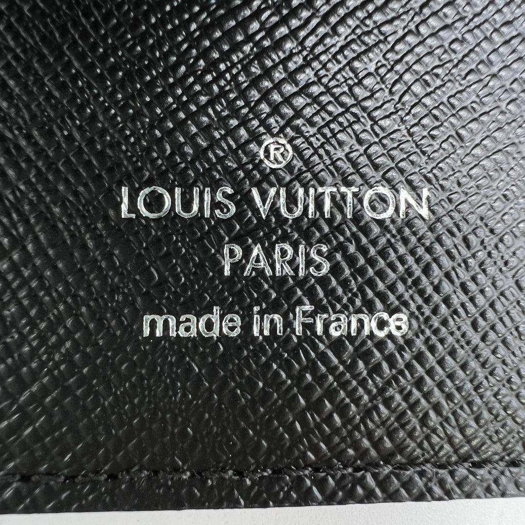 Louis Vuitton Passport Cover in Damier Graphite Canvas W22762