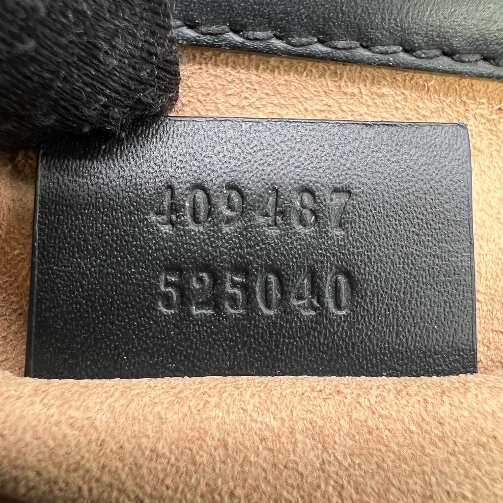 Gucci Padlock Small Signature Shoulder Bag B21982