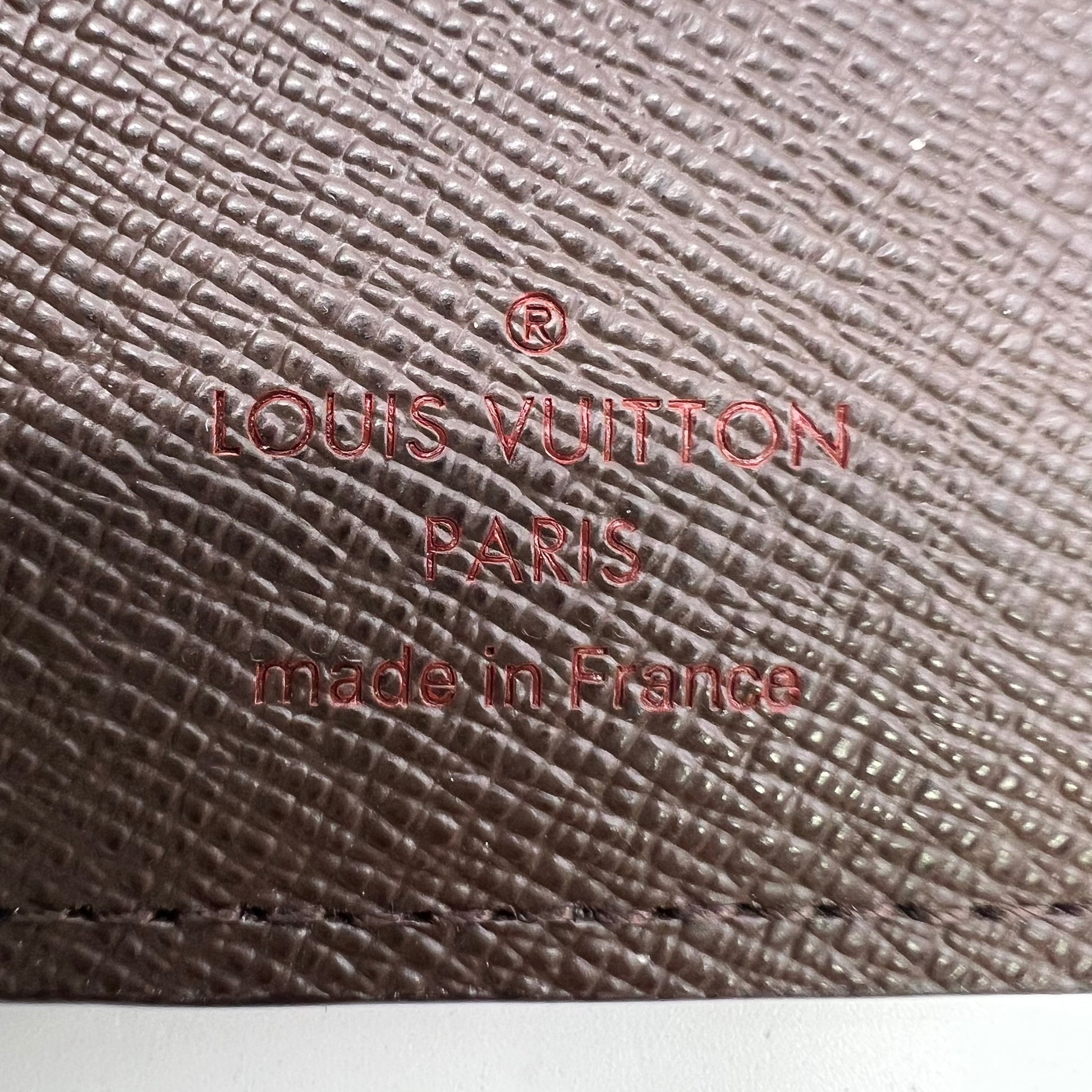 Louis Vuitton Damier Ebene Portefeuille Sarah Wallet W22745