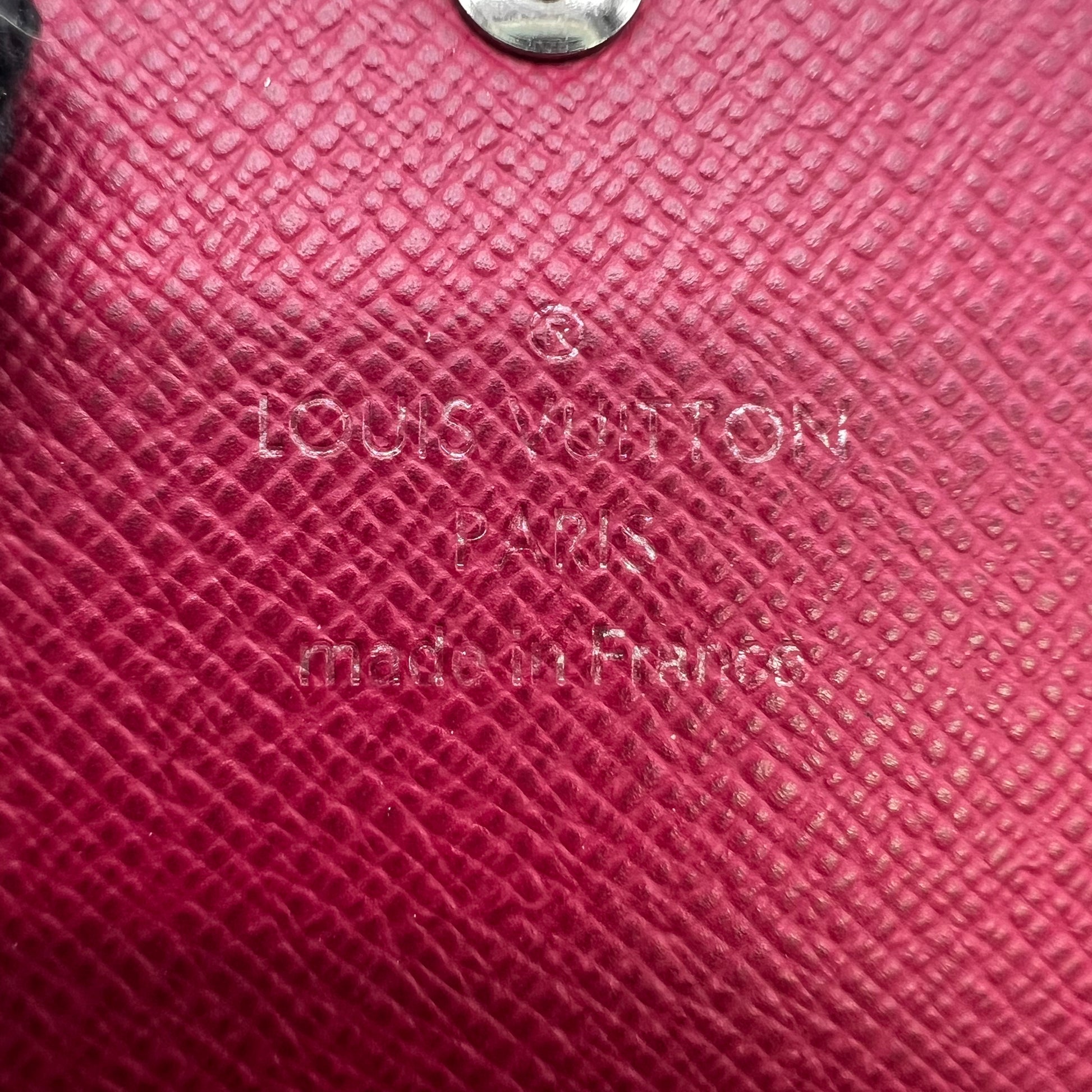 Louis Vuitton Sarah Wallet in Epi Leather W22766