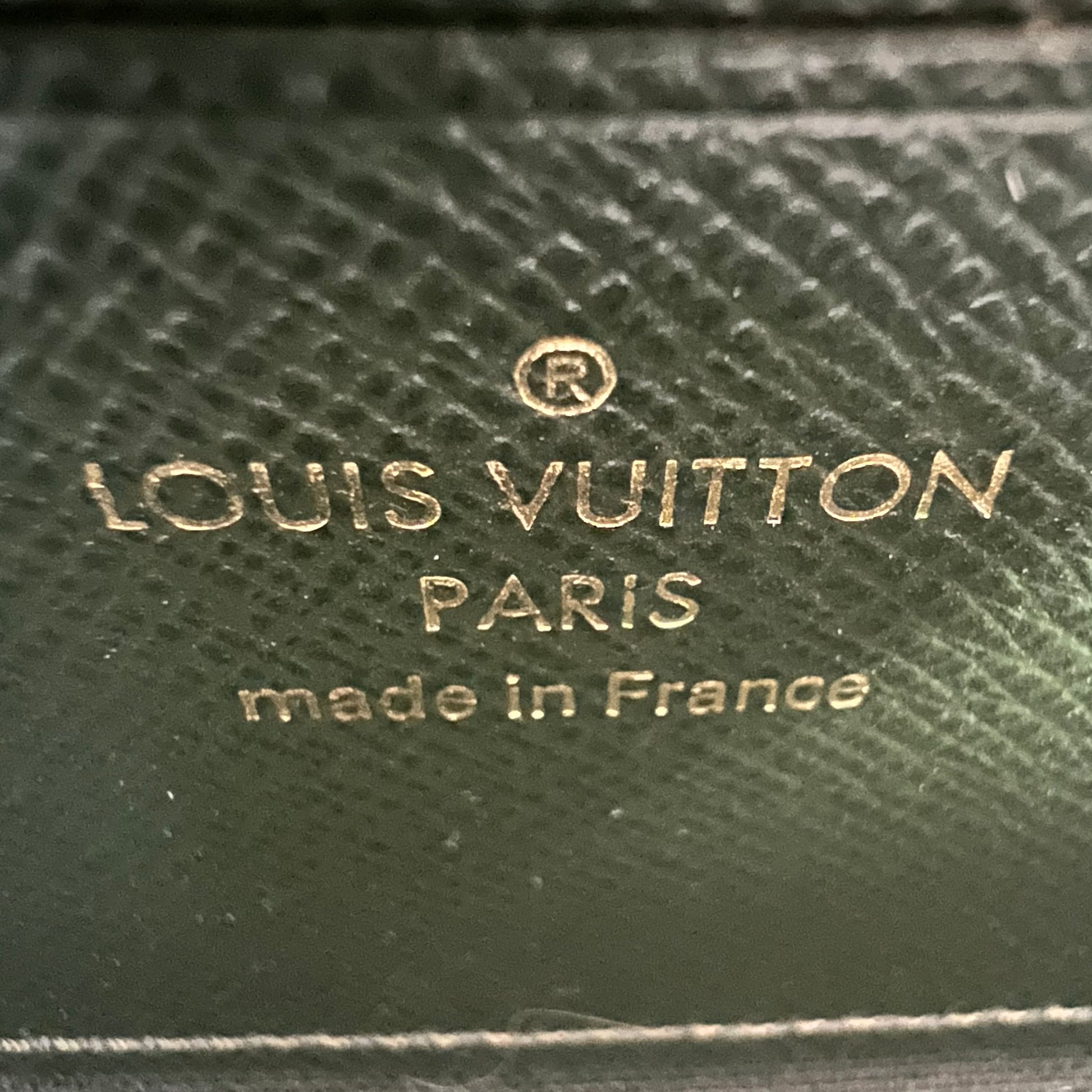 Louis Vuitton Monogram Félicie Strap & Go B23557