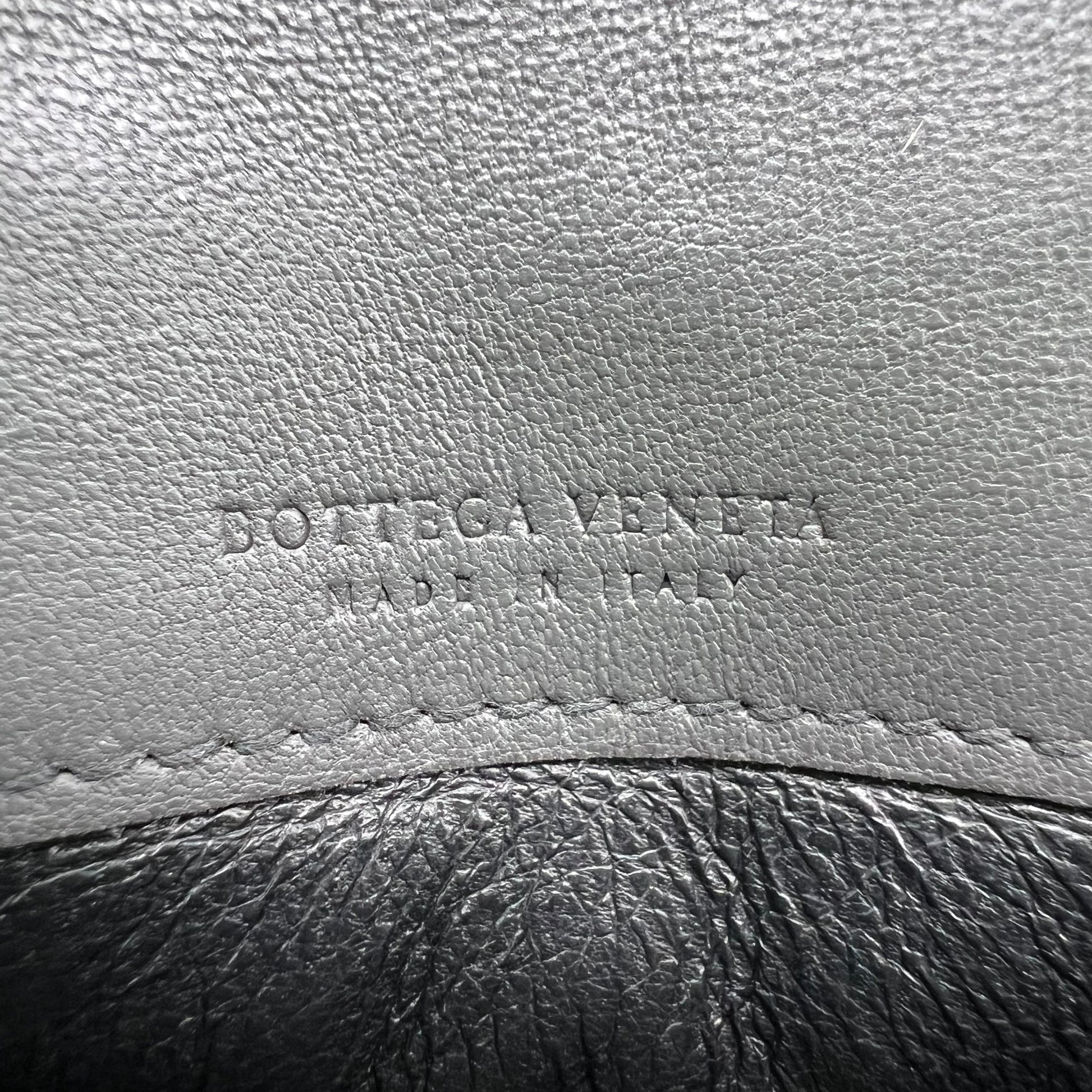 Bottega Veneta Intrecciato Nappa Leather Continental Flap Wallet W22823