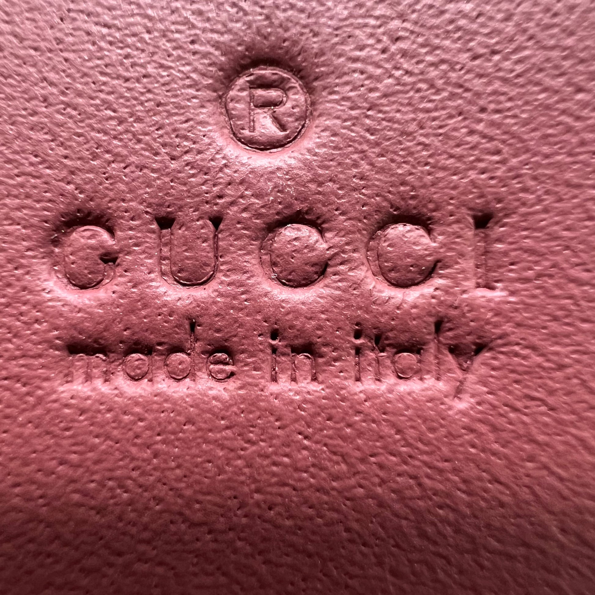 Gucci GG Supreme Blooms Card Case Wallet W22841