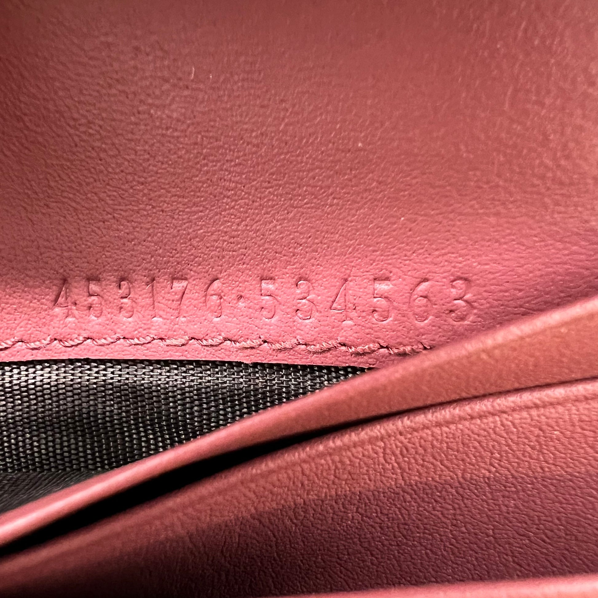 Gucci GG Supreme Blooms Card Case Wallet W22841