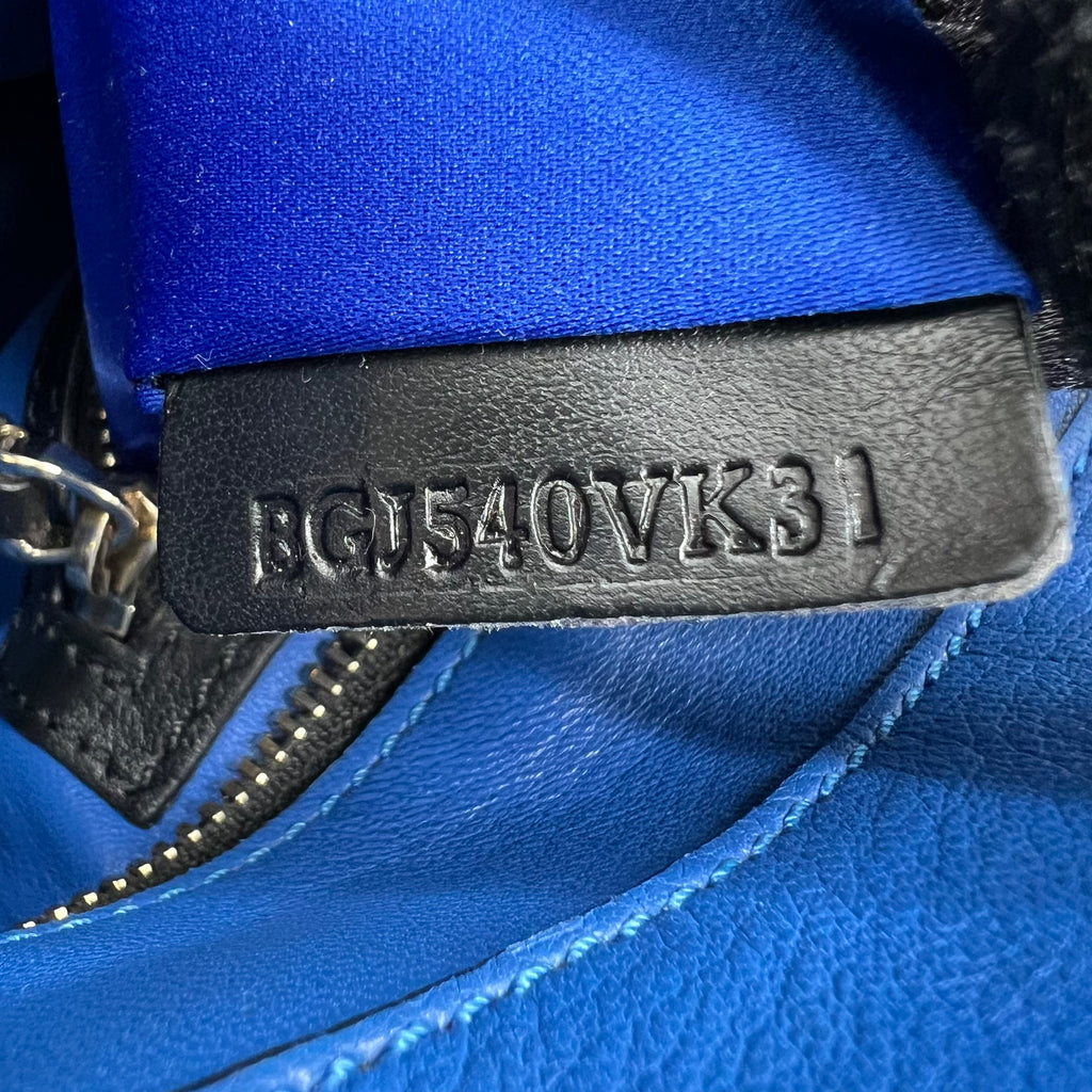 Valentino Garavani Bicolor Rockstud Double Handle Tote B23369