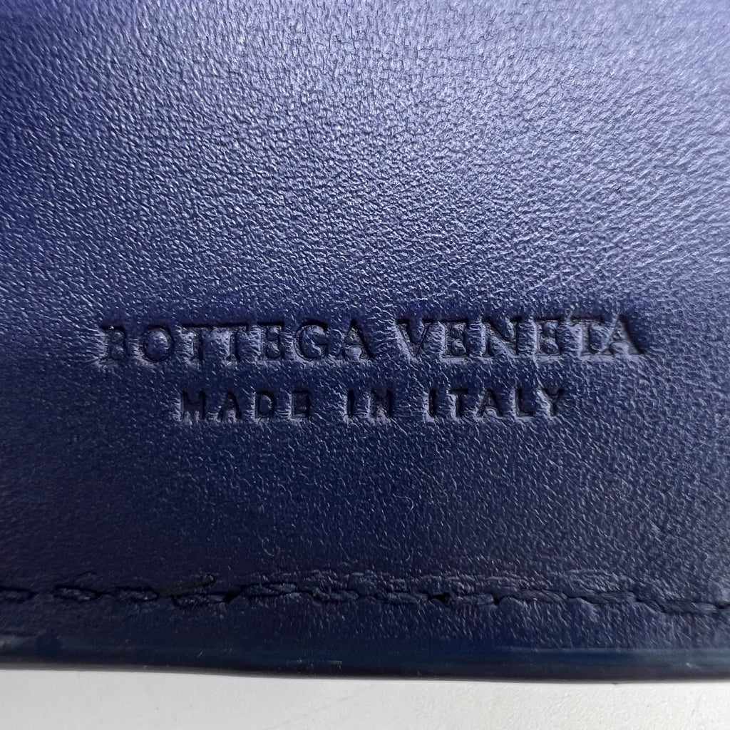 Bottega Veneta Slim Intrecciato Long Wallet W22707