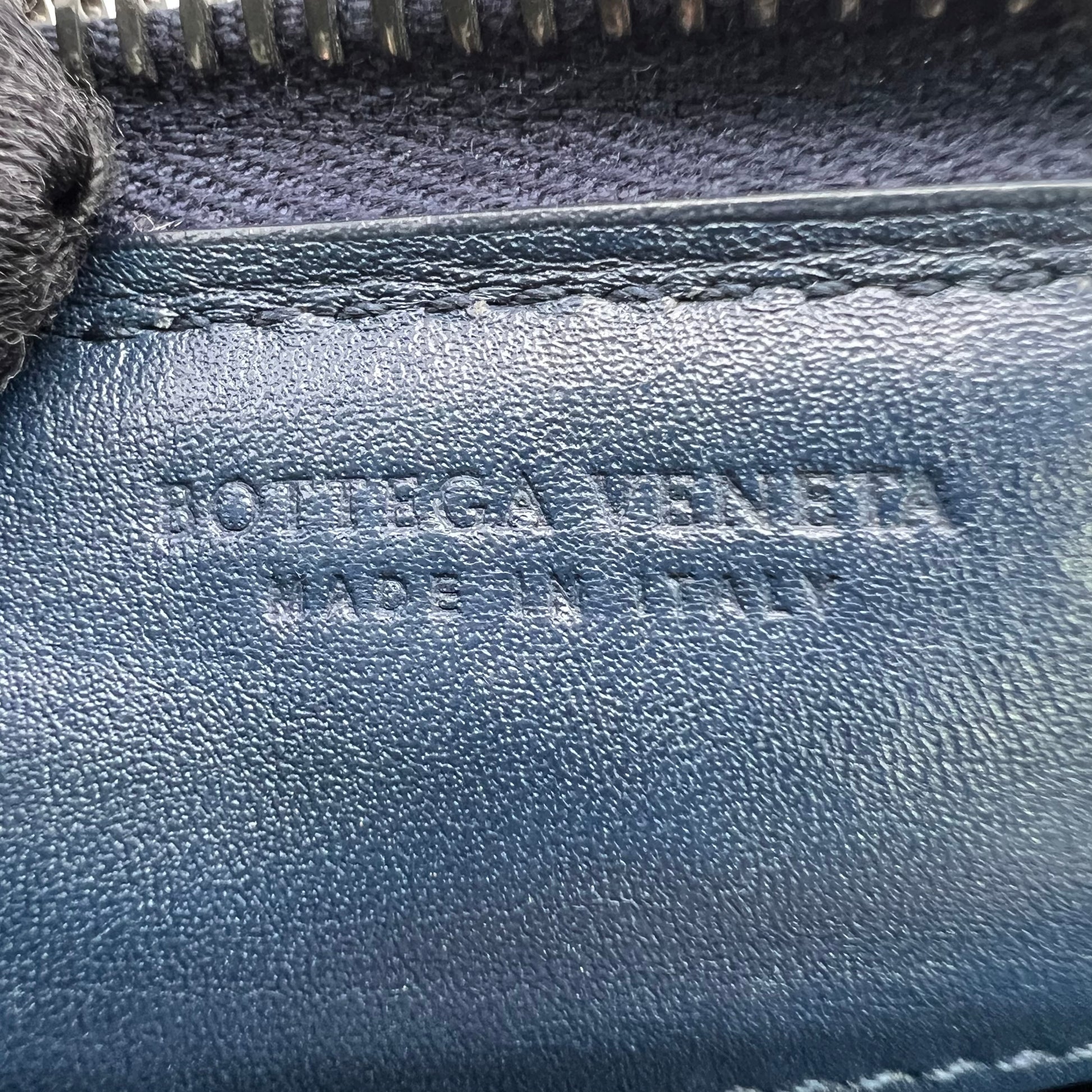 Bottega Veneta Intrecciato Continental Zip Interlocking CC Logo W22860