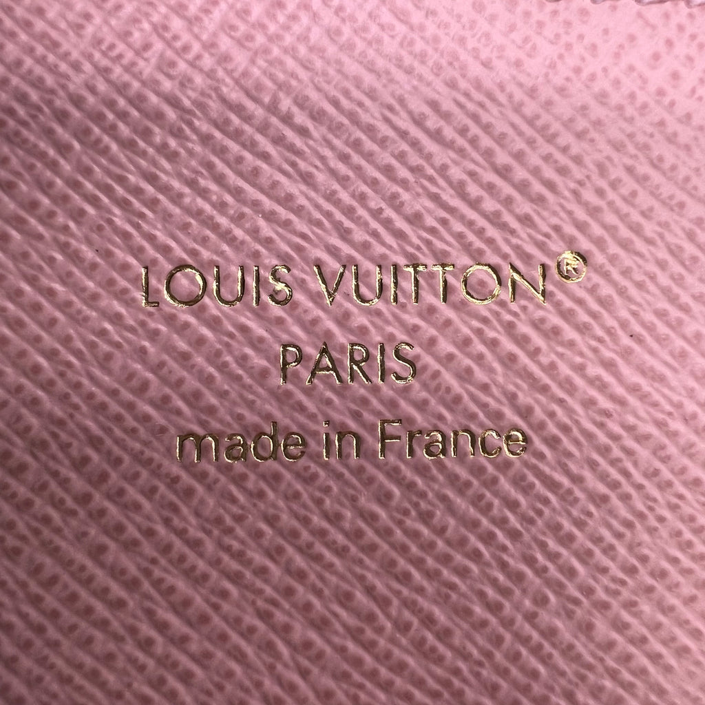 Louis Vuitton Small Ring Agenda Cover W22907