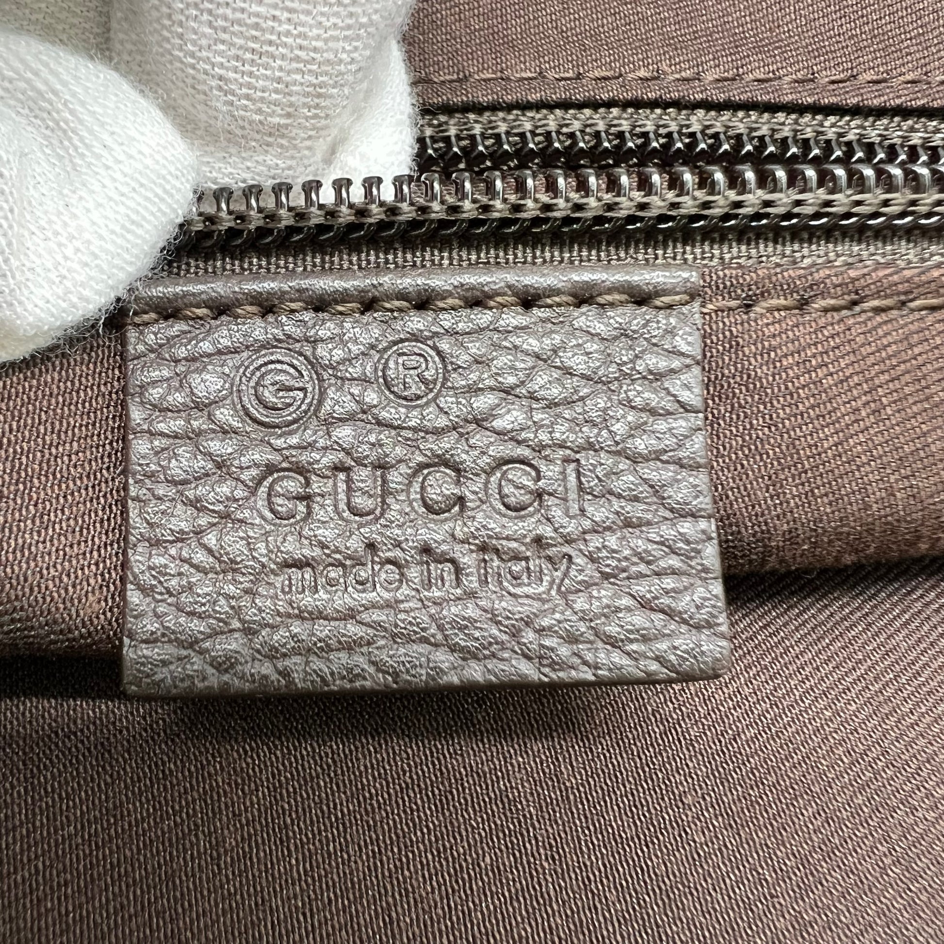 Gucci GG Denim Flat Messenger Bag B23740