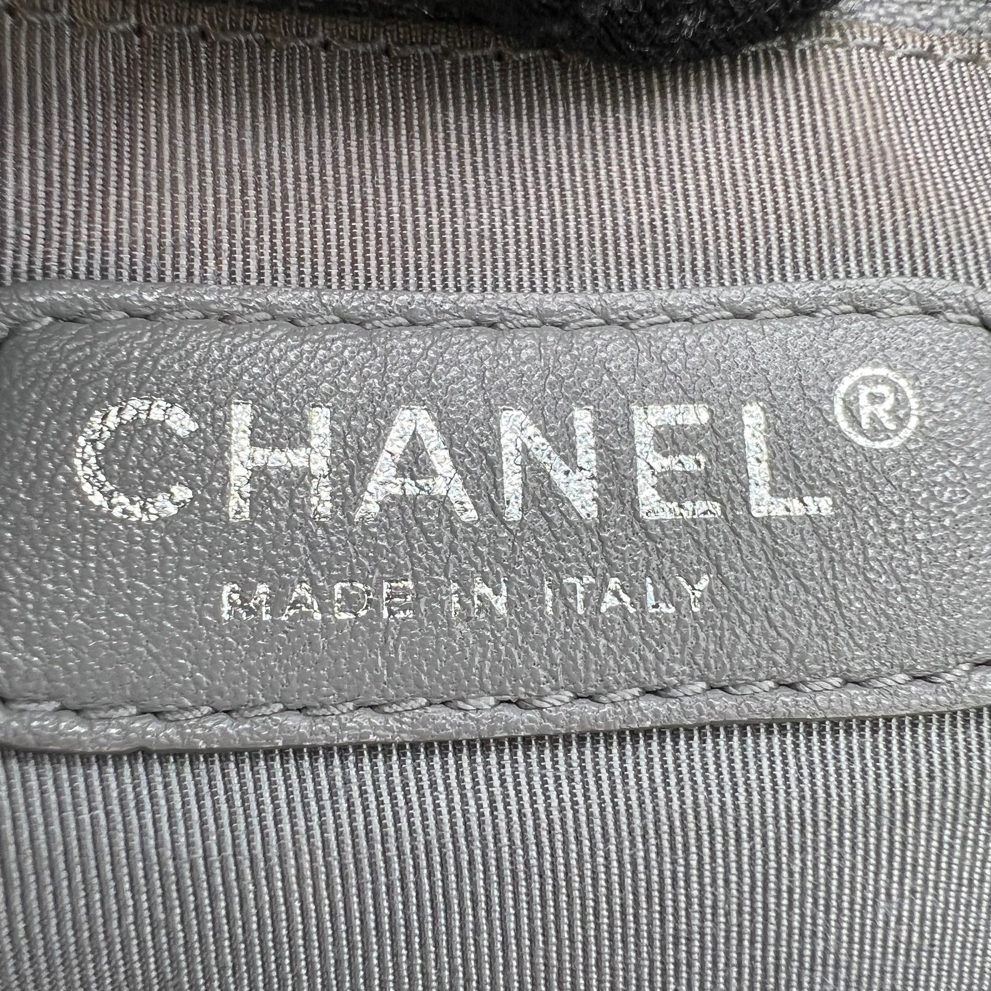 Chanel Calfskin Quilted Coco Pleats Hobo Bag B23650