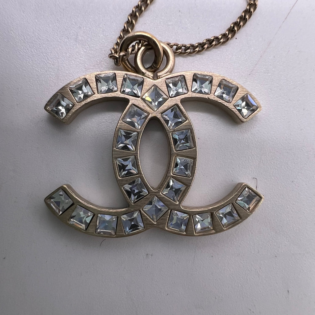 Chanel Gold Tone Baguette CC Pendant Necklace W22889