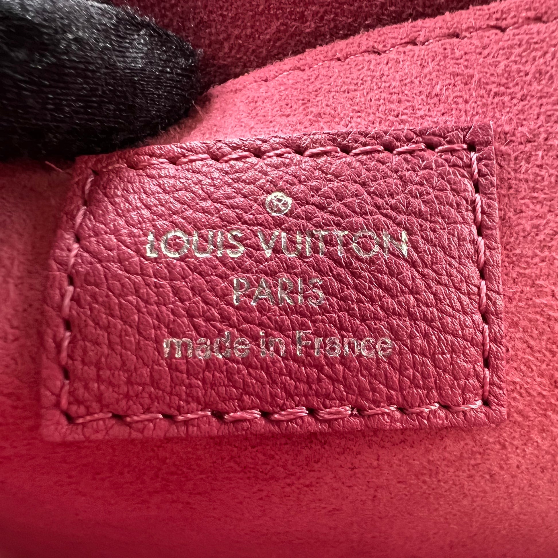 Louis Vuitton My Lockme Top Handle Bag B23609