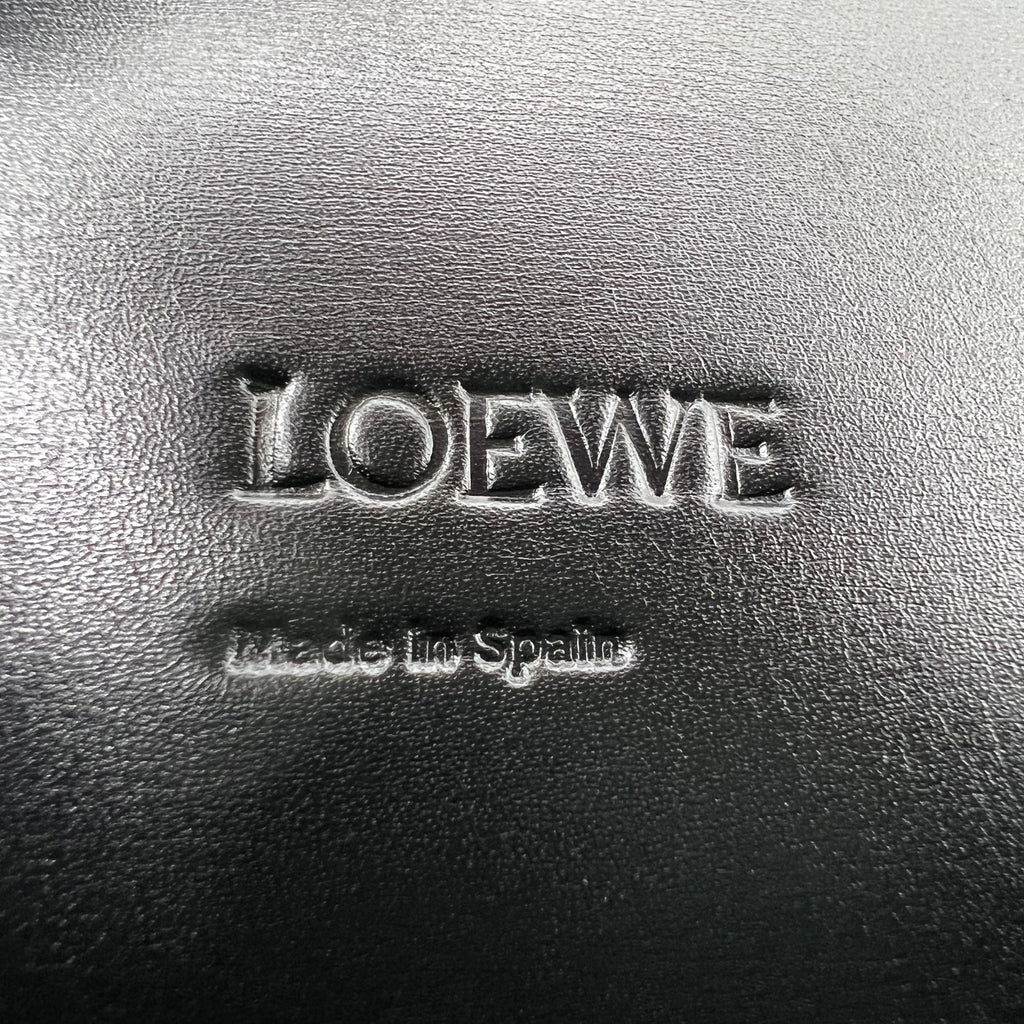 Loewe  Medium Barcelona Bag B23596