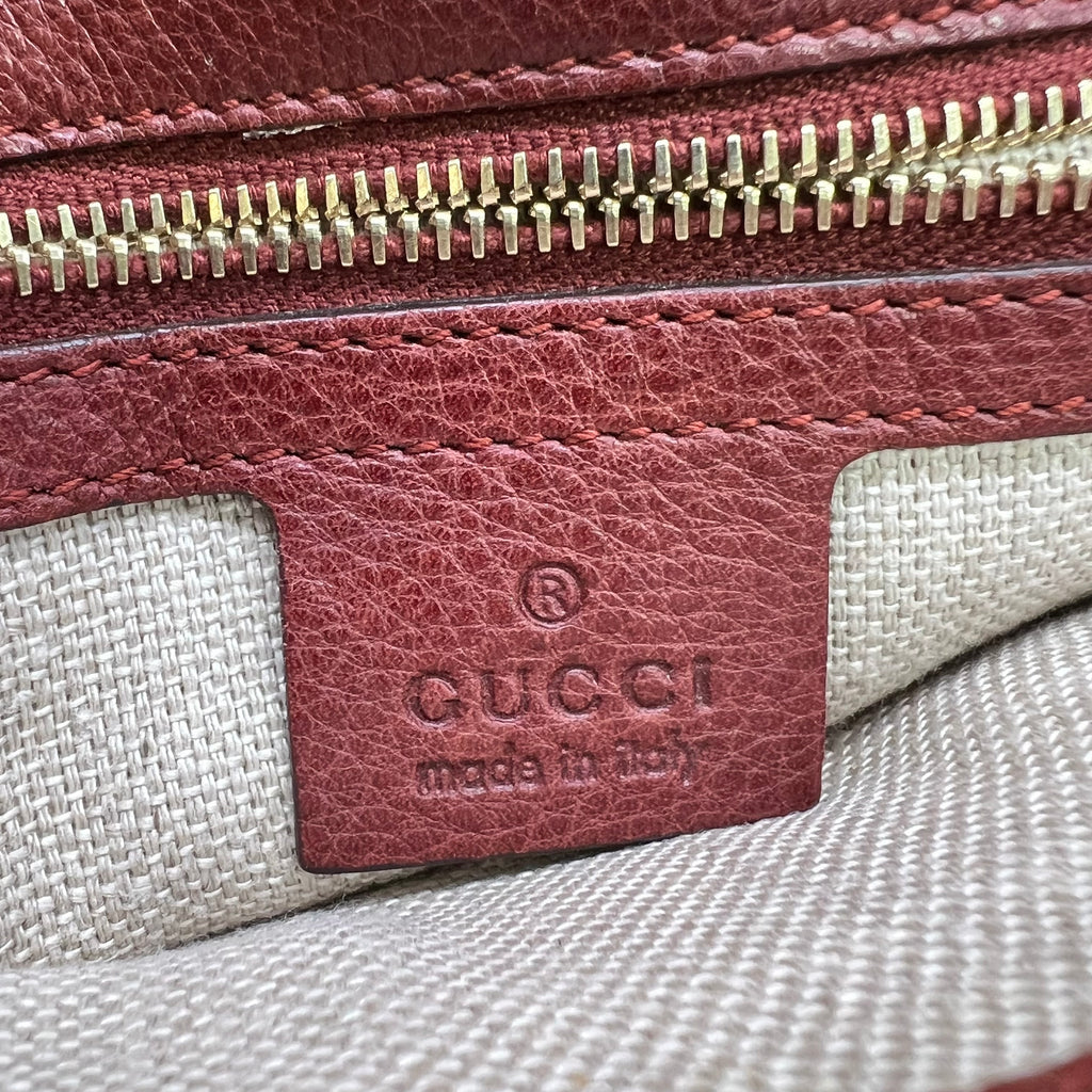 Gucci GG Canvas Marrakech Medium Messenger Flap Bag in the Beige/Bordeaux (Burgundy) B23401
