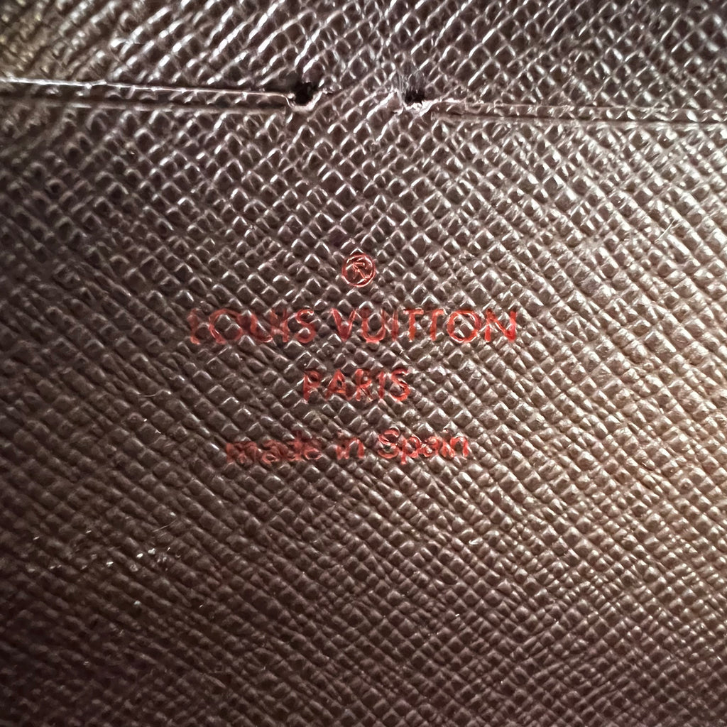 Louis Vuitton Damier Ebene Zippy Wallet W22599