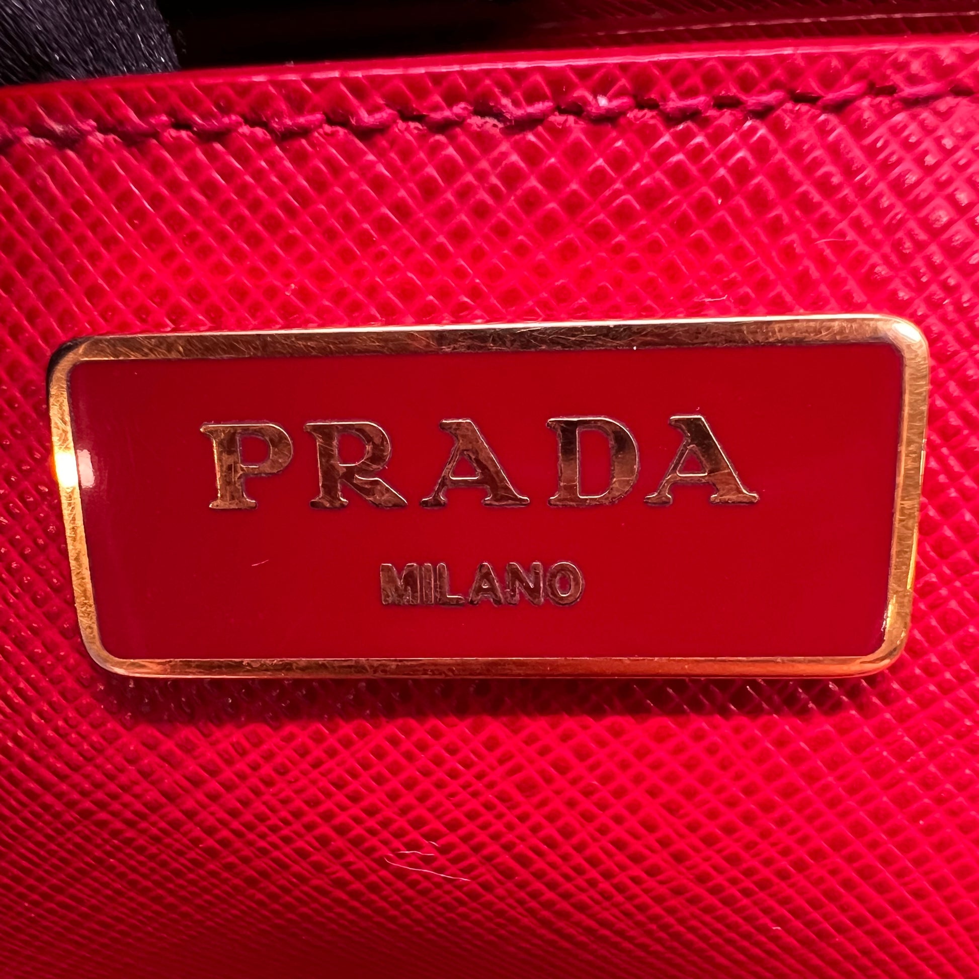 Prada Double Zip Lux Tote Saffiano Leather Medium B23889