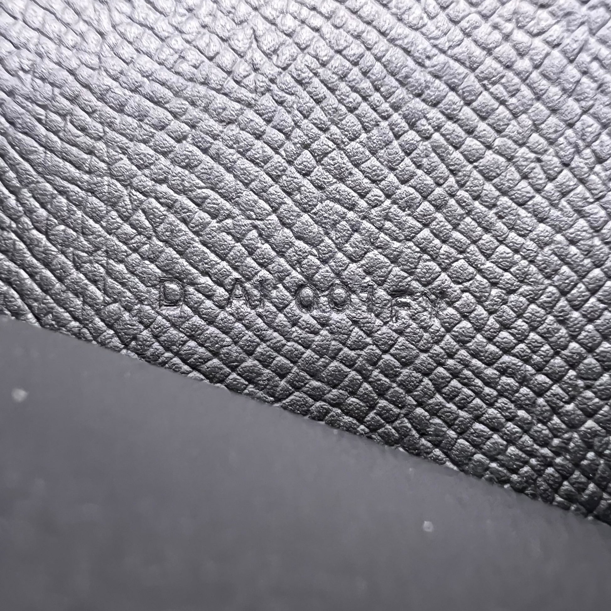 Hermes Noir Epsom Leather Kelly Depliant Medium Trifold Wallet w/ Box W22916