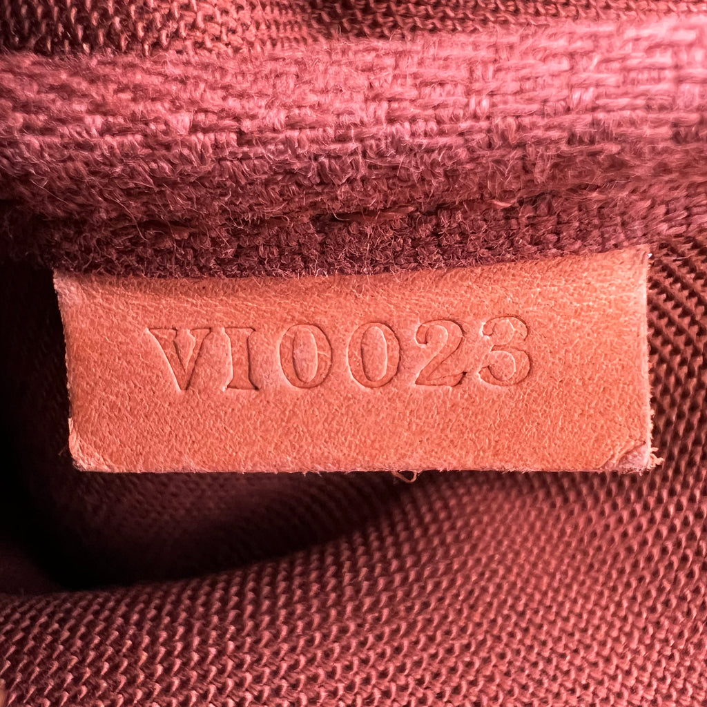 Louis Vuitton Pochette Accessoires B23897