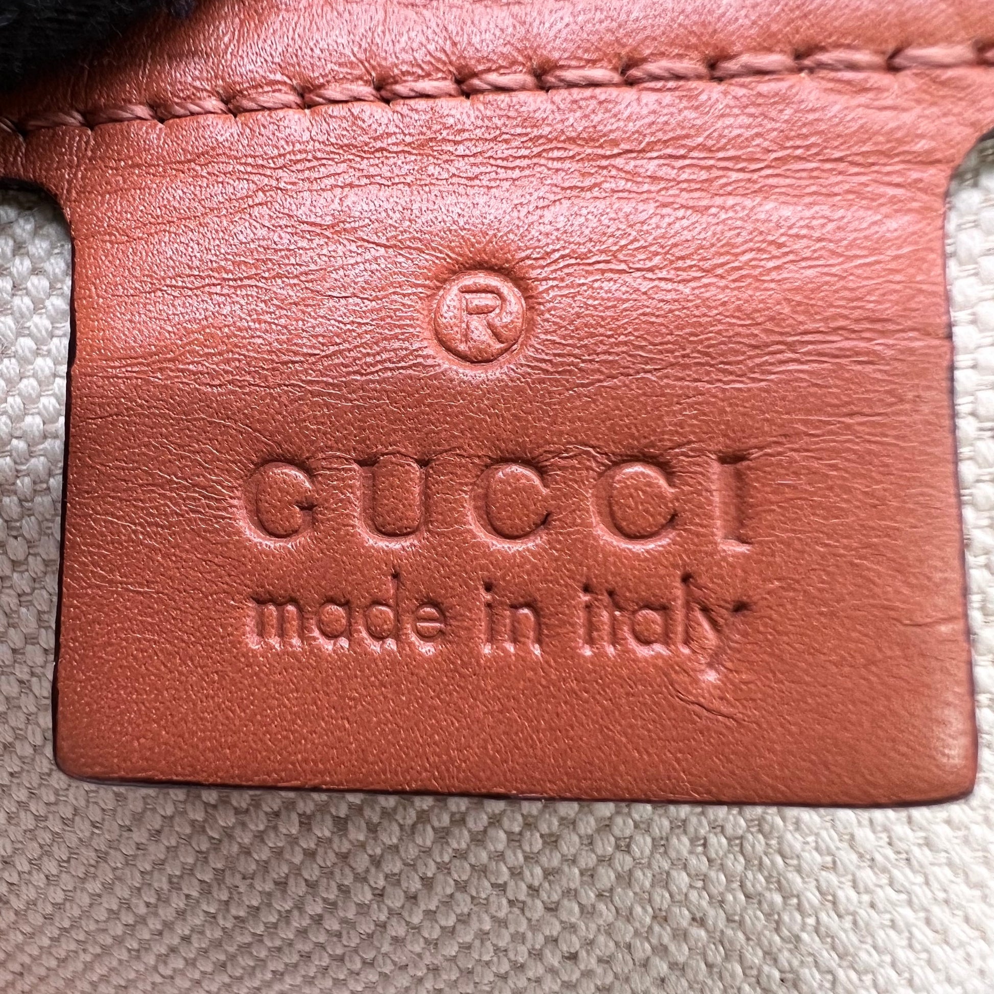Gucci GG Canvas Heart Bit Tote B23675