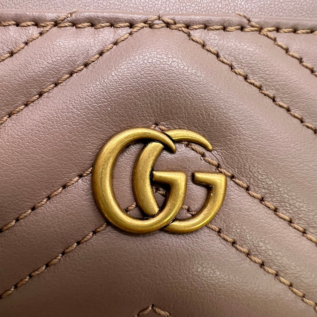 Gucci GG Marmont Matelassé Chevron Card Case W23200