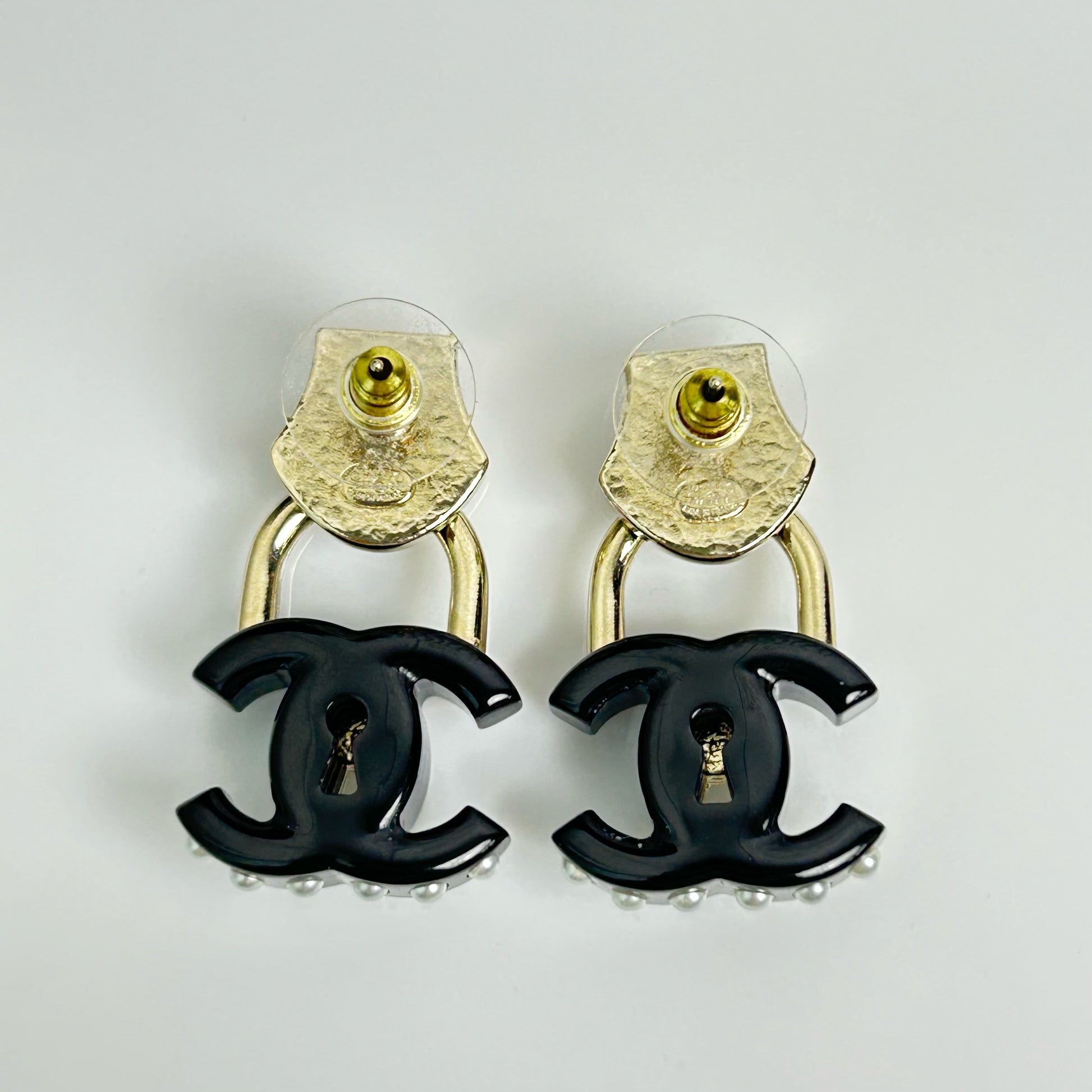 Metal Resin Crystal Pearl CC Lock Drop Earrings Gold Black Twins LDJ3338