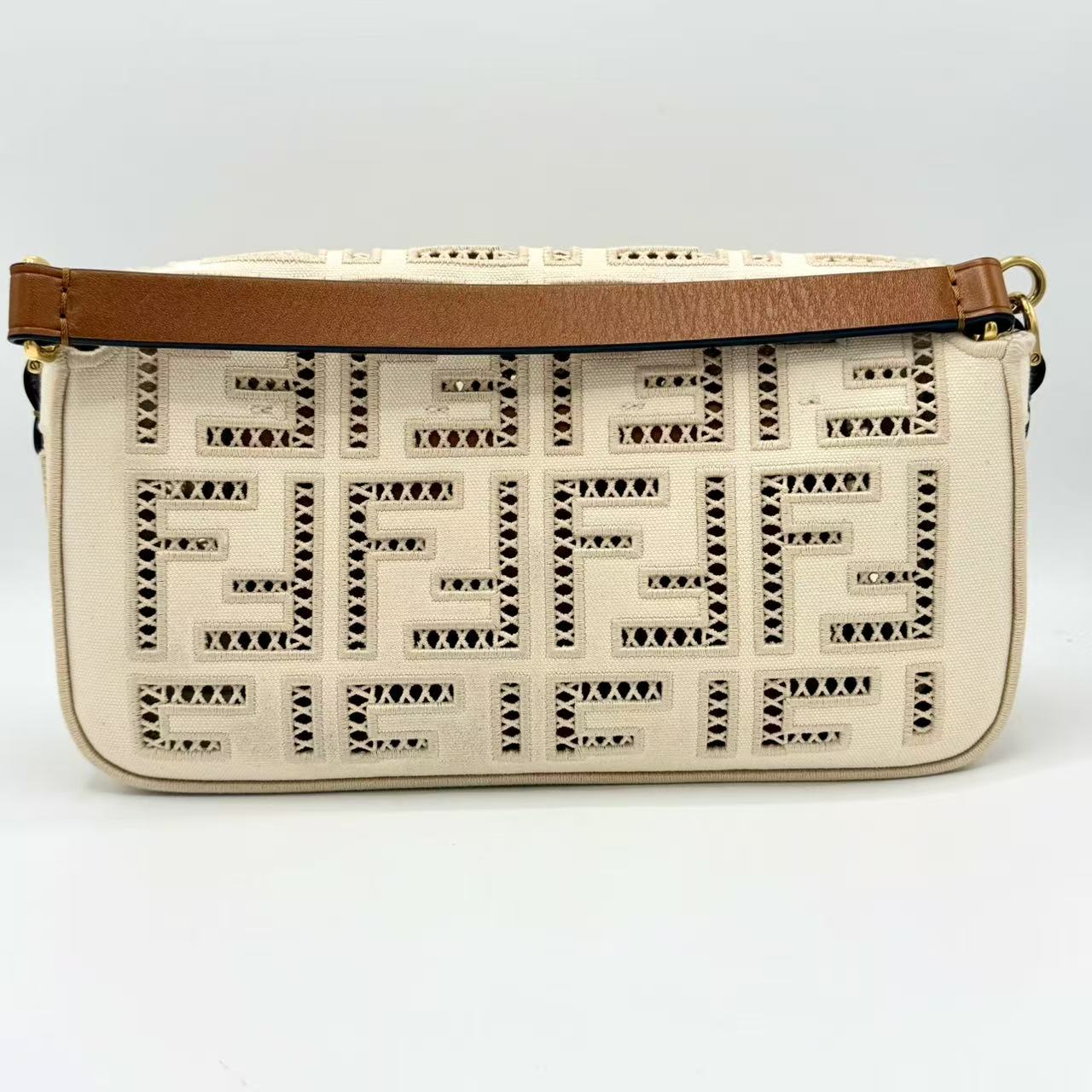 Baguette FF Crochet Raffia Bag