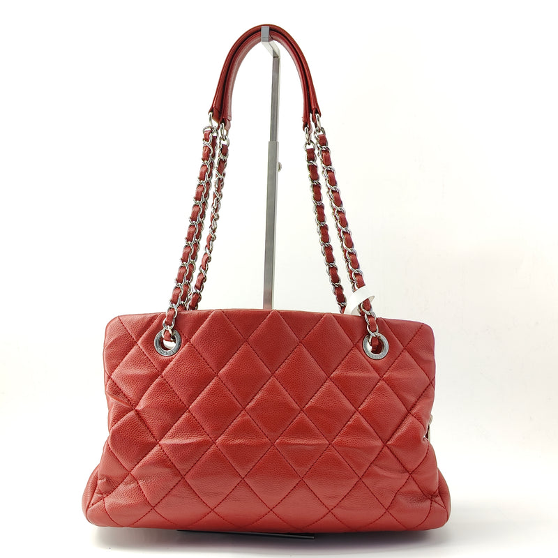 Timeless CC Shopping Tote Quilted Caviar Medium