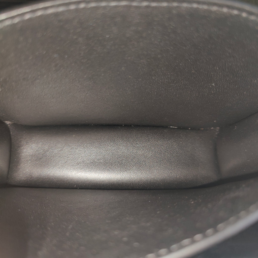 Medium Classic Box Bag