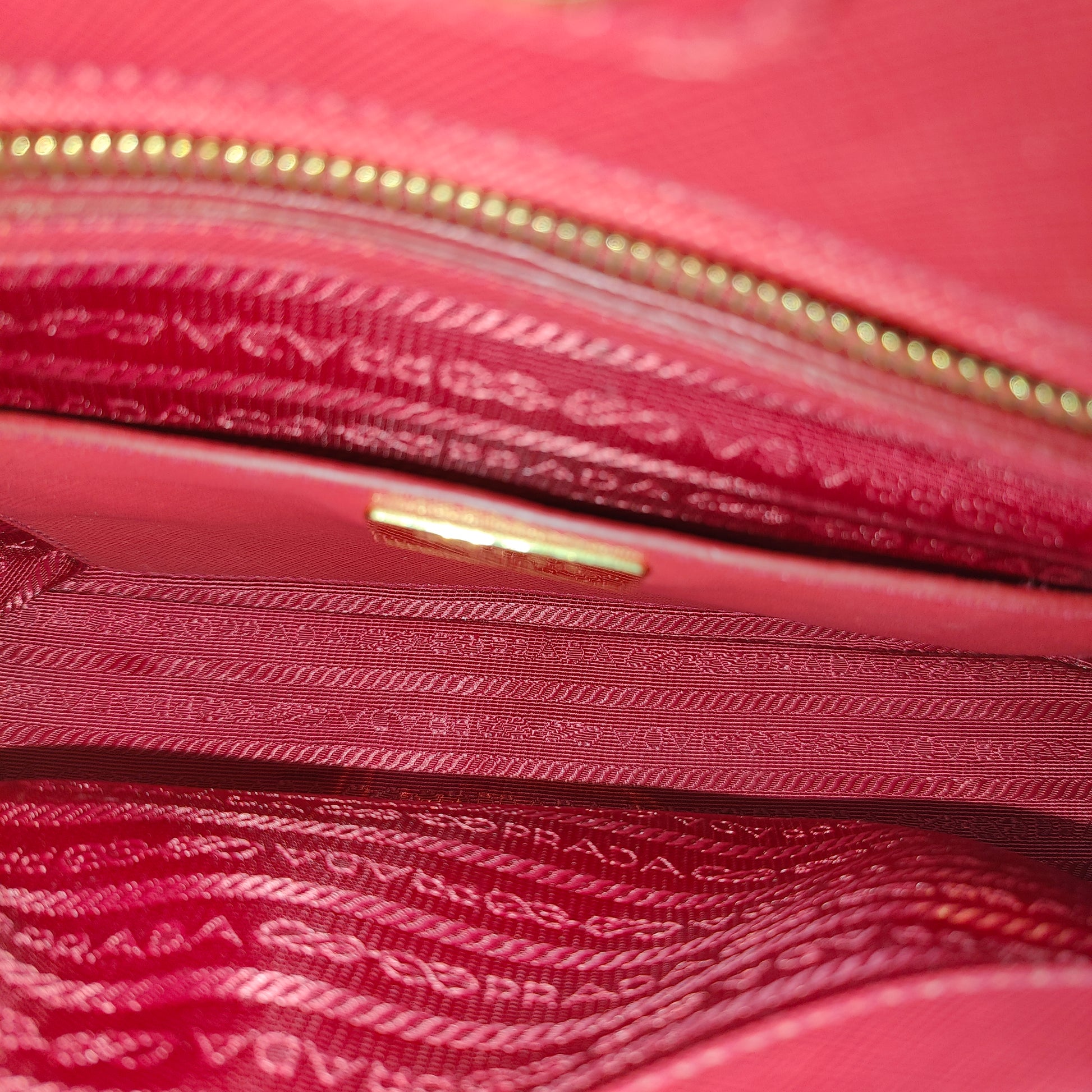 Prada Open Promenade Bag Saffiano Leather Medium