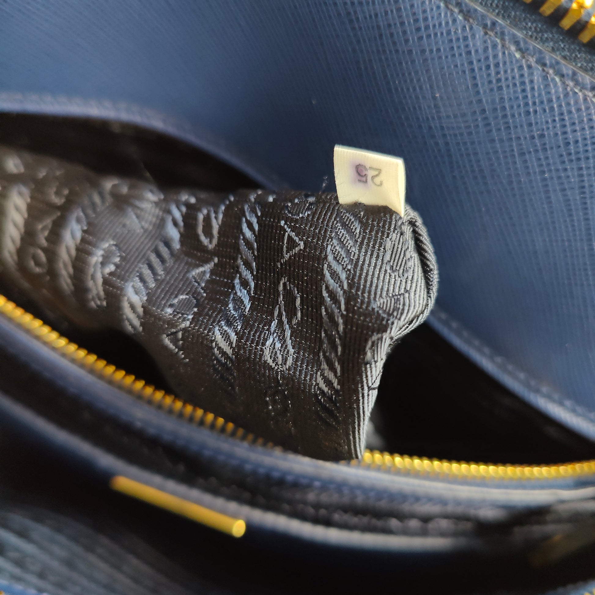 Promenade Bag Saffiano Leather Large