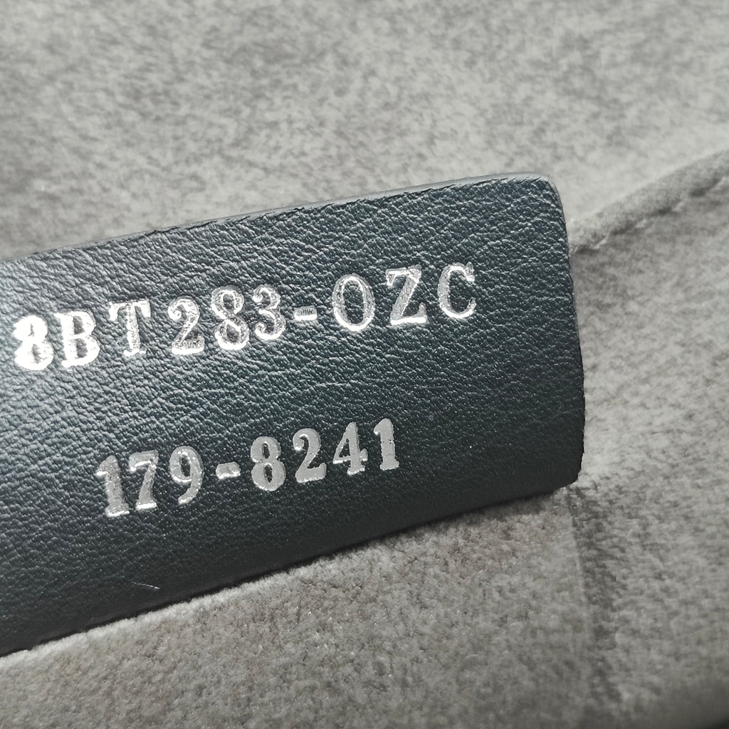 Kan I Bag Leather Medium