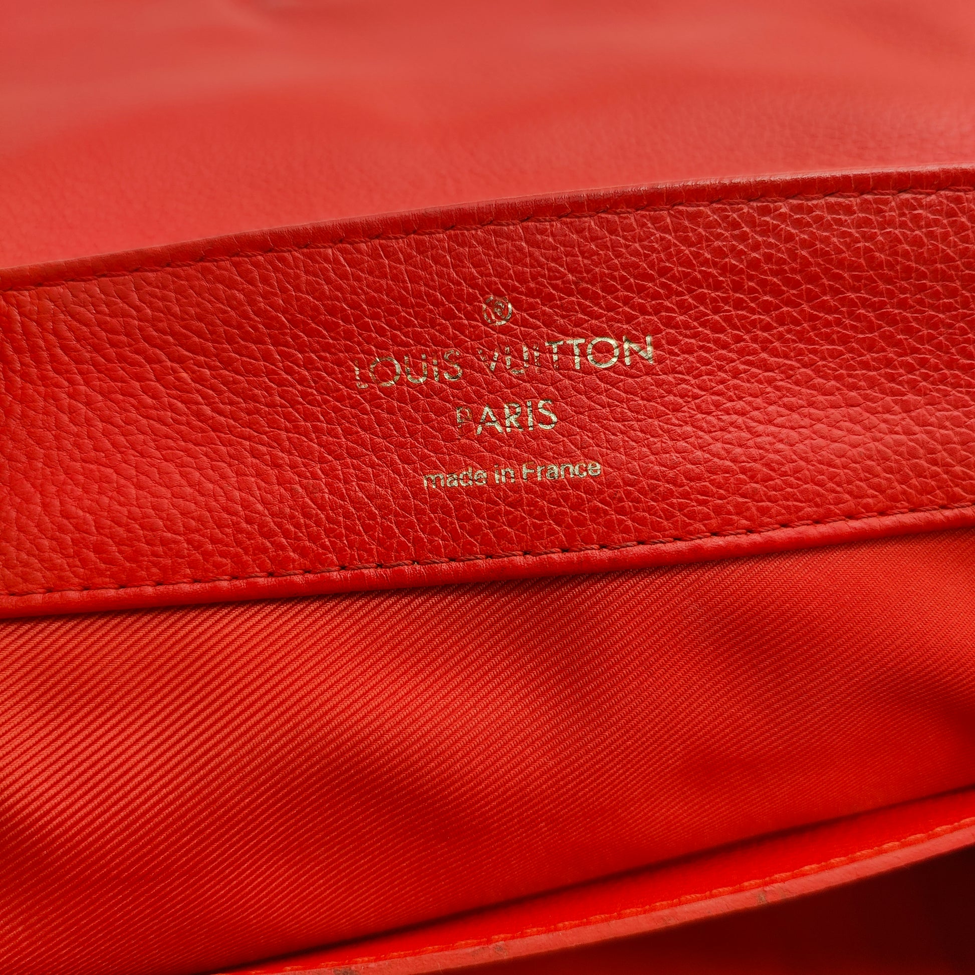 Lockme Handbag Leather PM