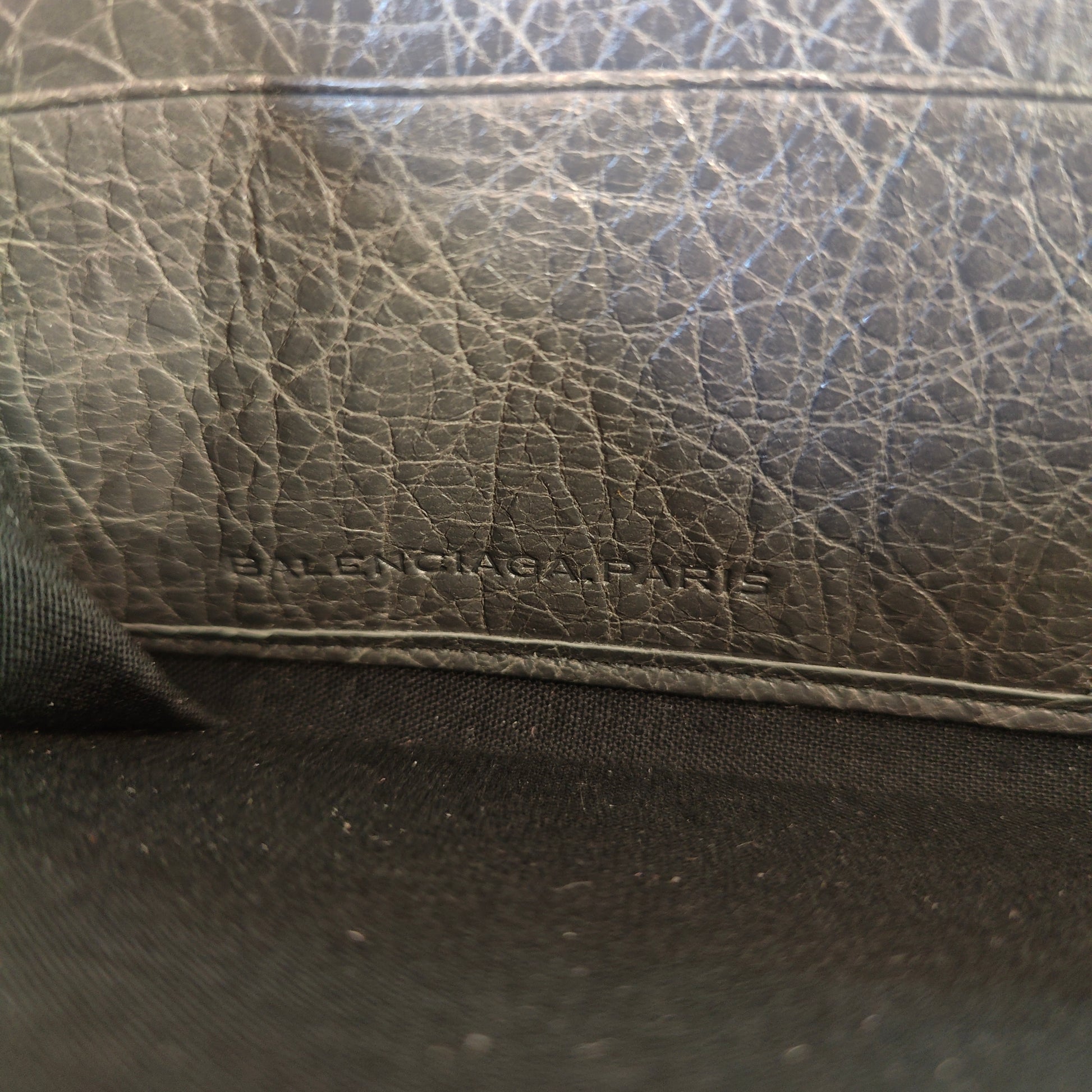 Classic Metallic Edge Money Flap Wallet Leather