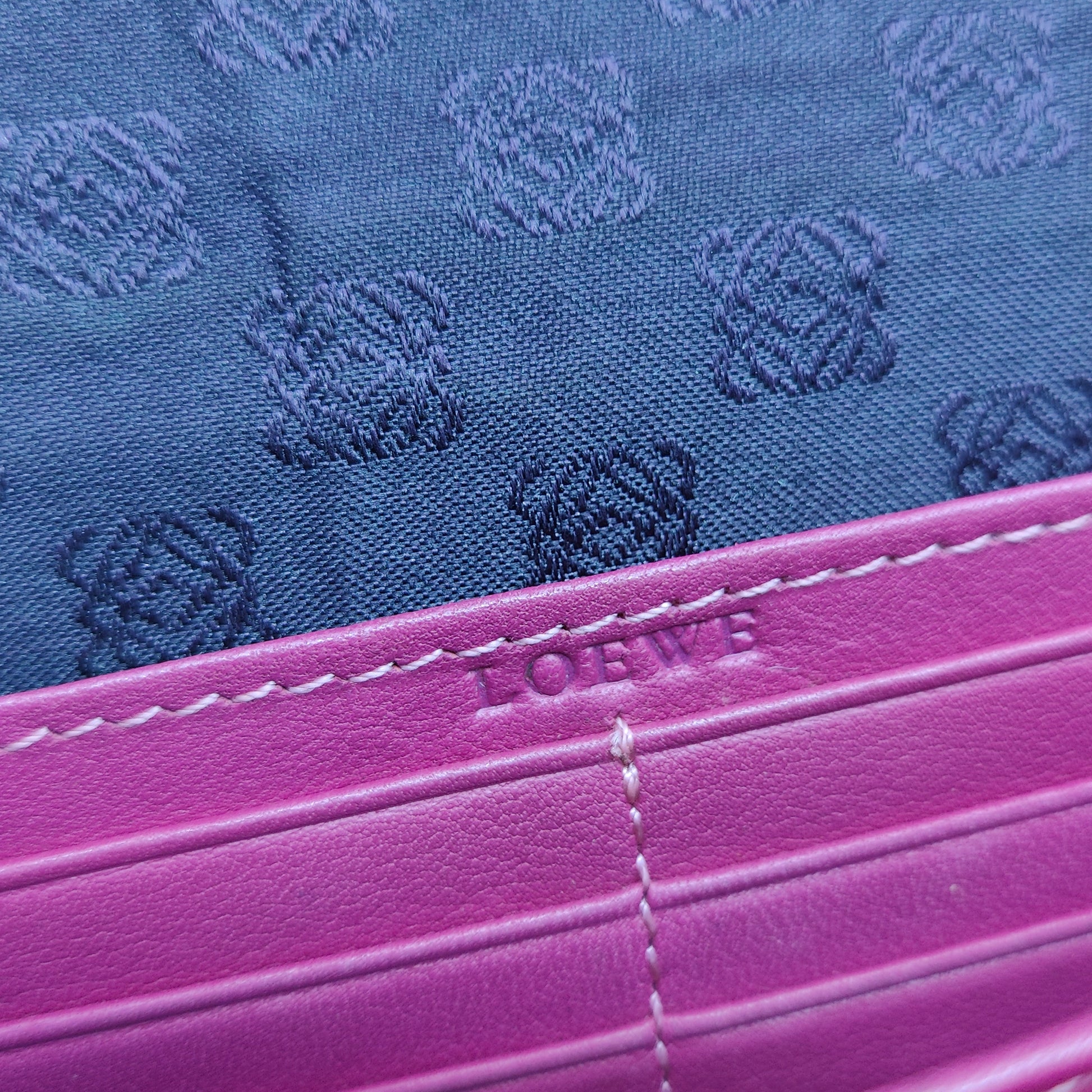 Puffer Anagram Trifold Wallet In Nappa Calfskin
