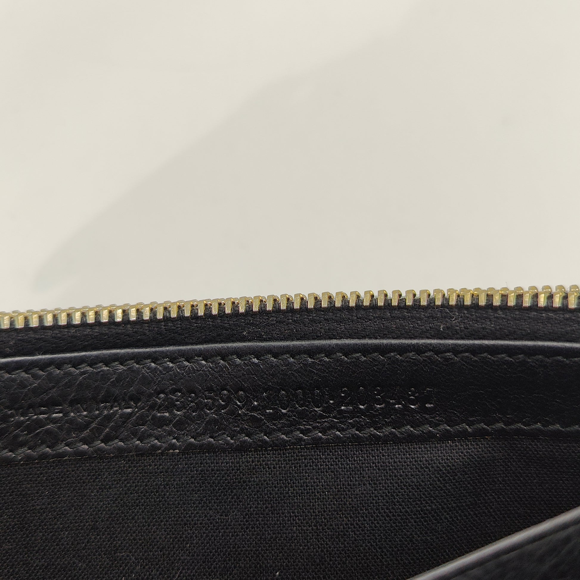 Classic Metallic Edge Money Flap Wallet Leather