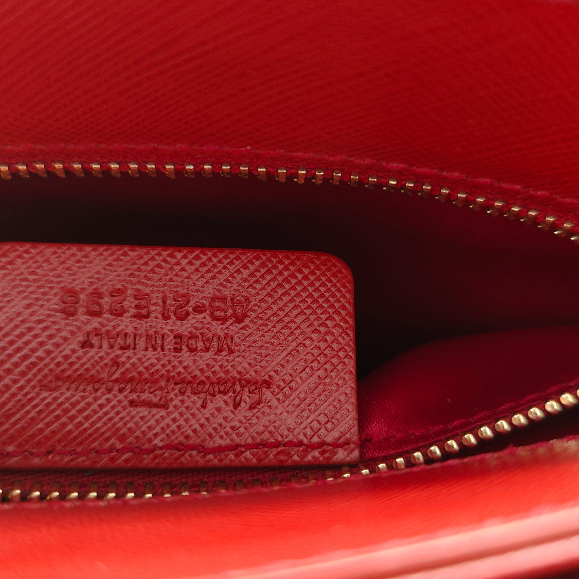 Vara Bow Top Handle Bag