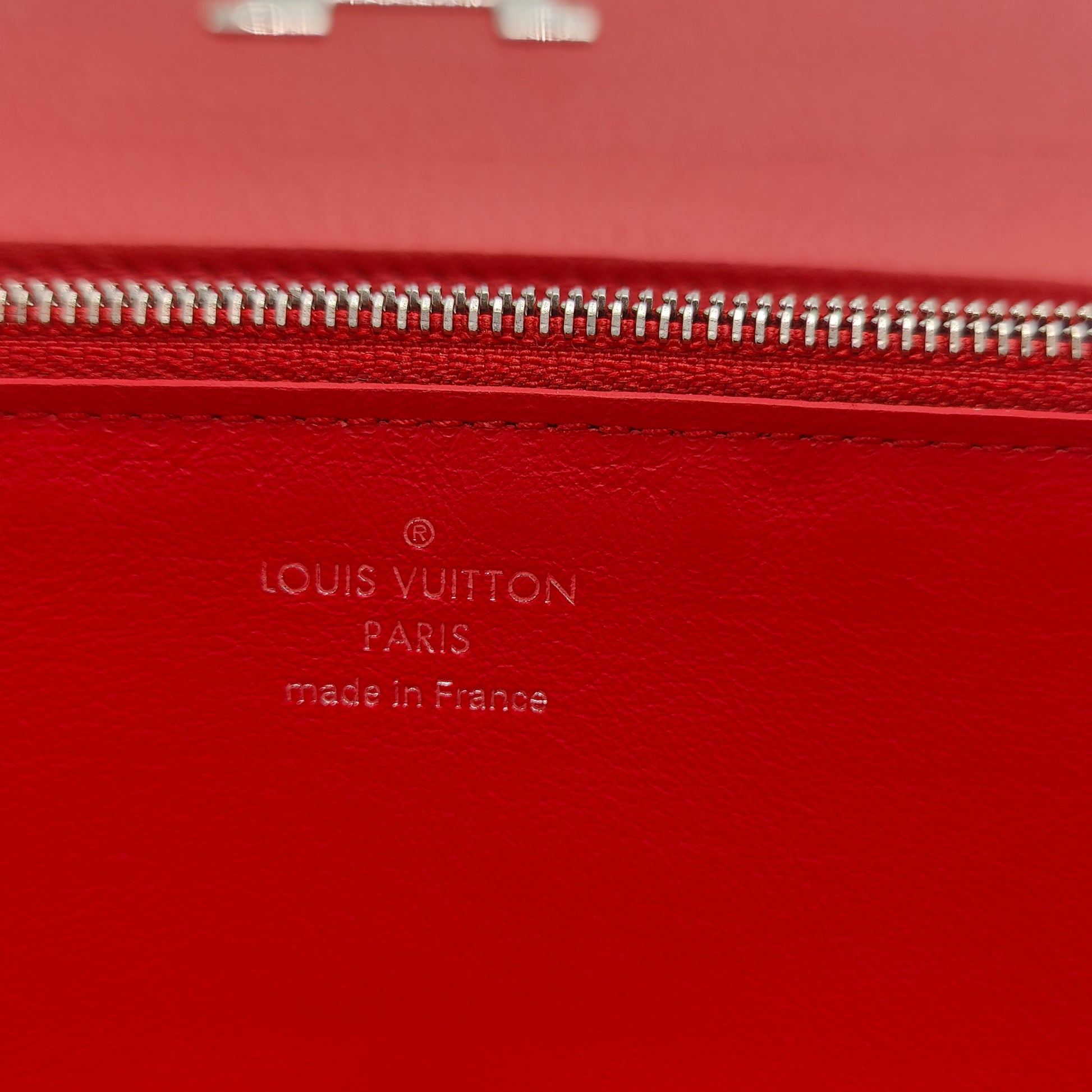 Taurillon Capucines Wallet