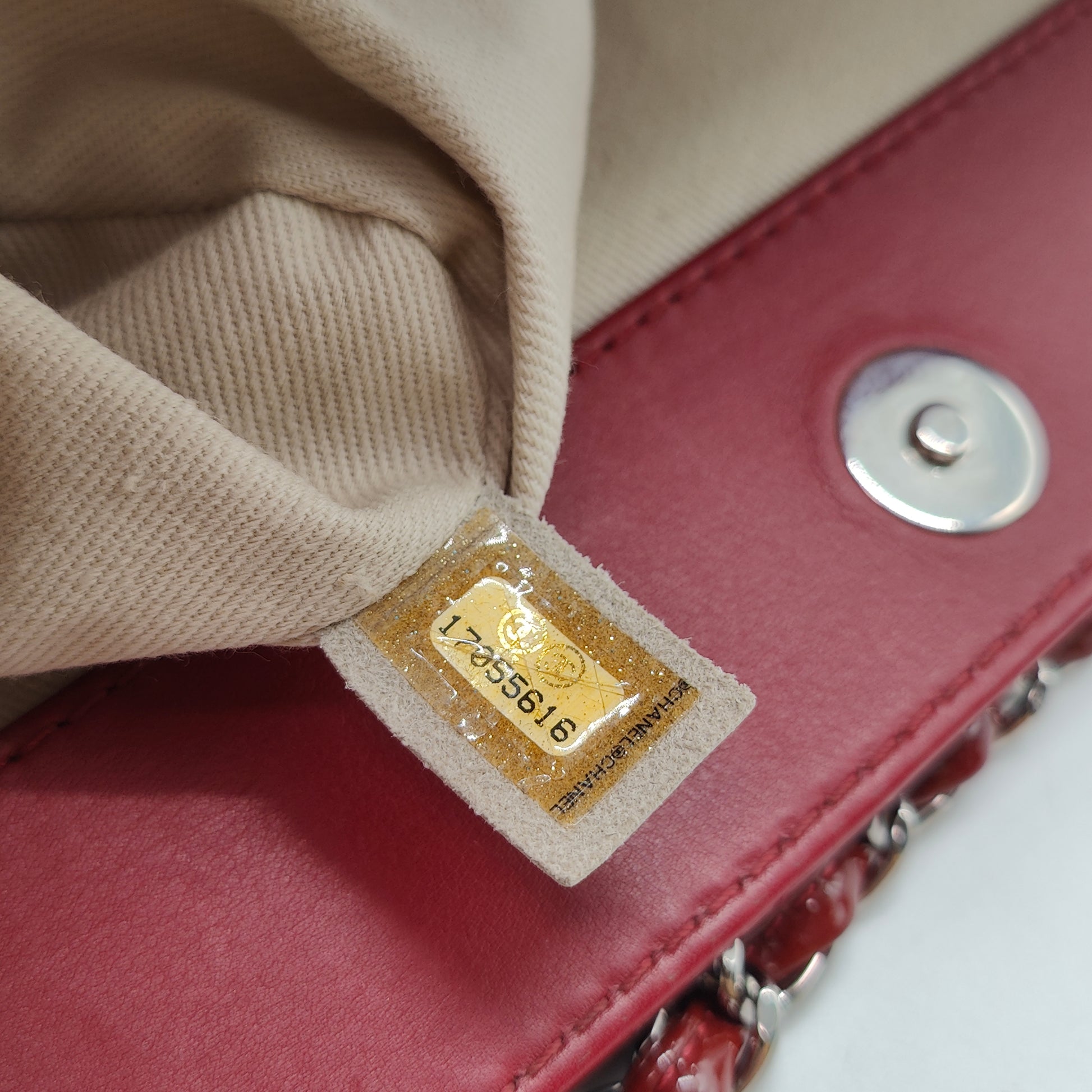 Chic Shopping Tote Quilted Caviar