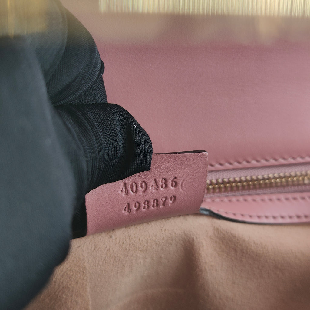 GG Signature Padlock Medium