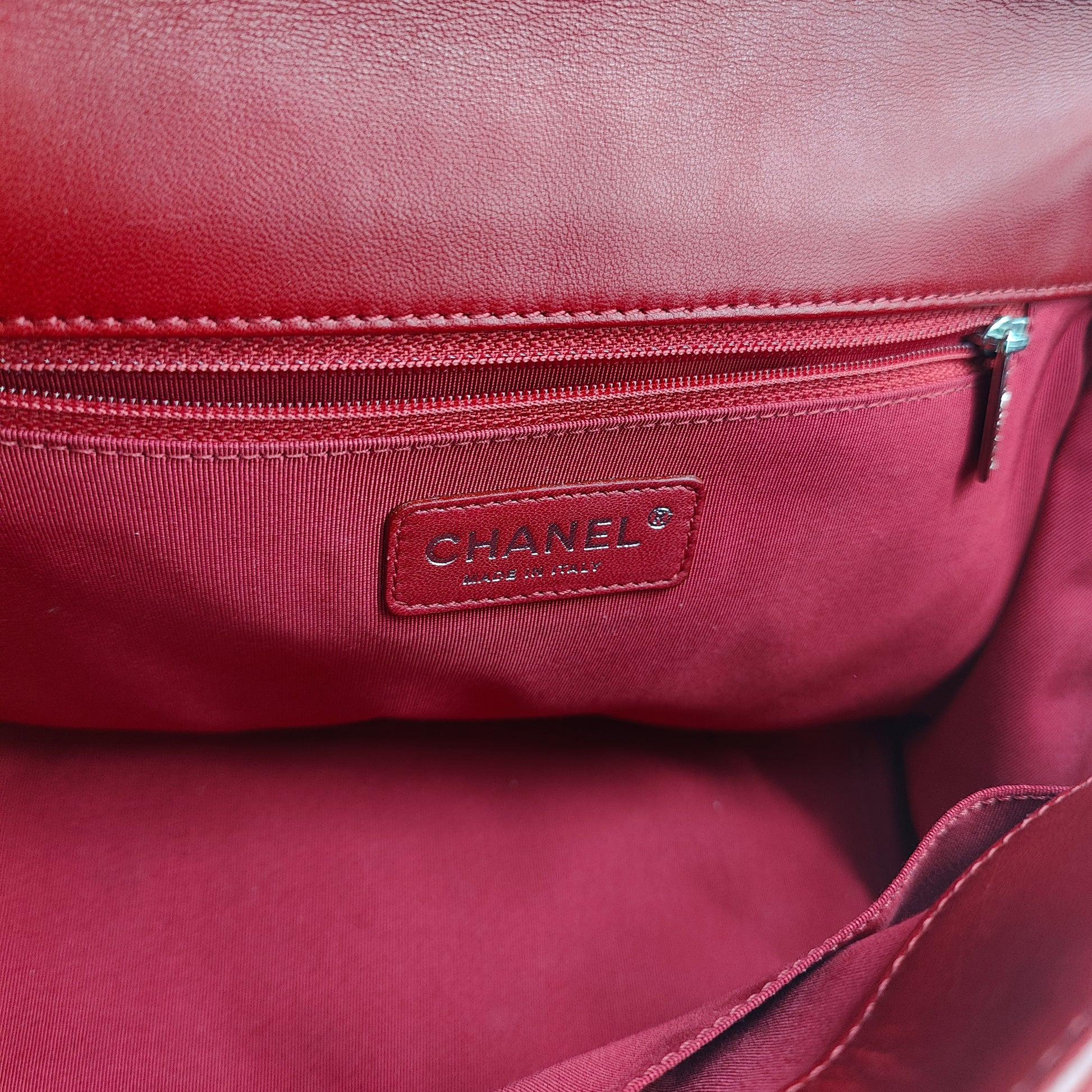 Paris-Vernice Lipstick Accordion Flap Bag